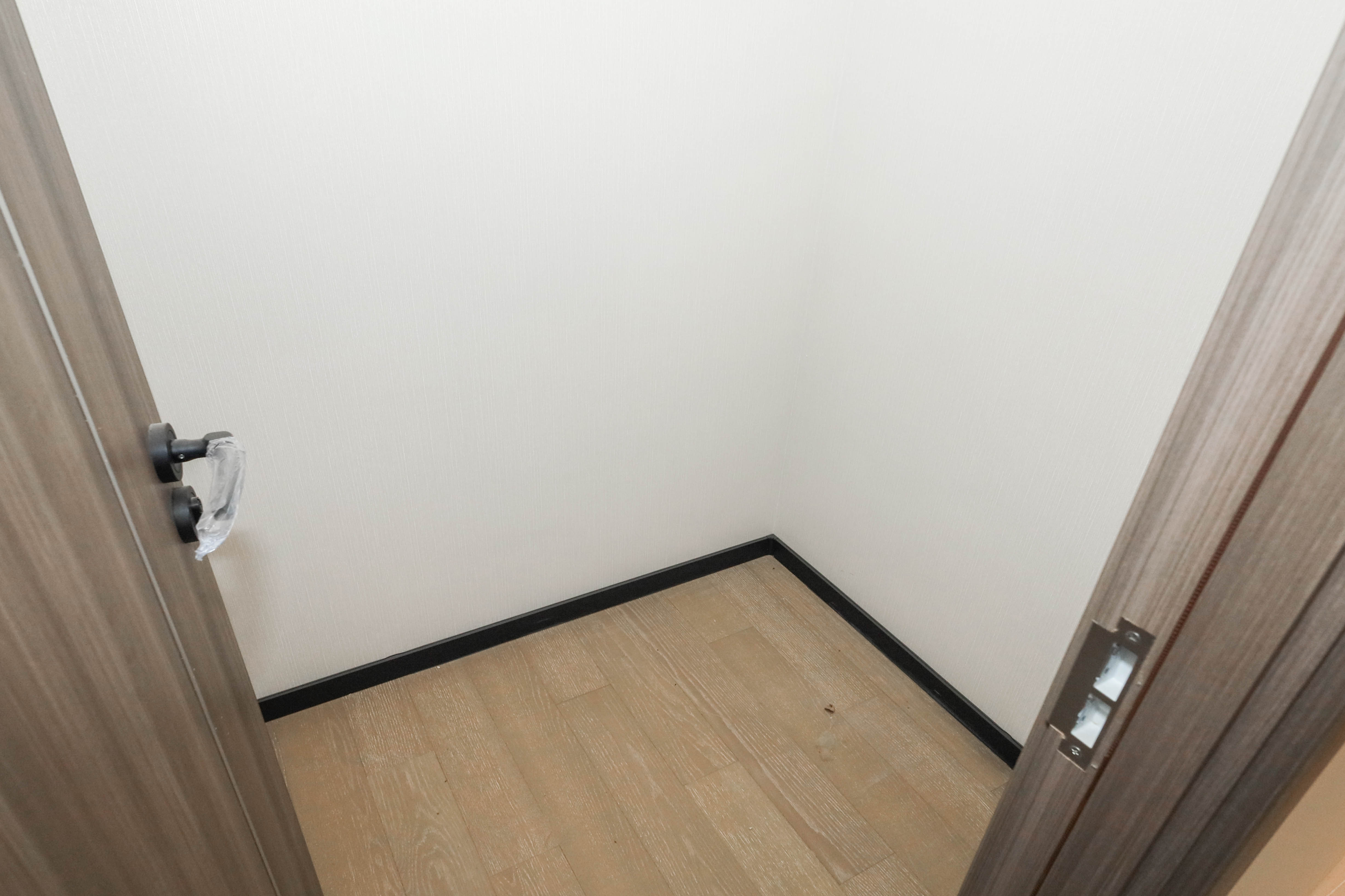 中海阅溪府 3室2厅2卫 145.0万 中海阅溪府 3室2厅2卫 145.0万卧室