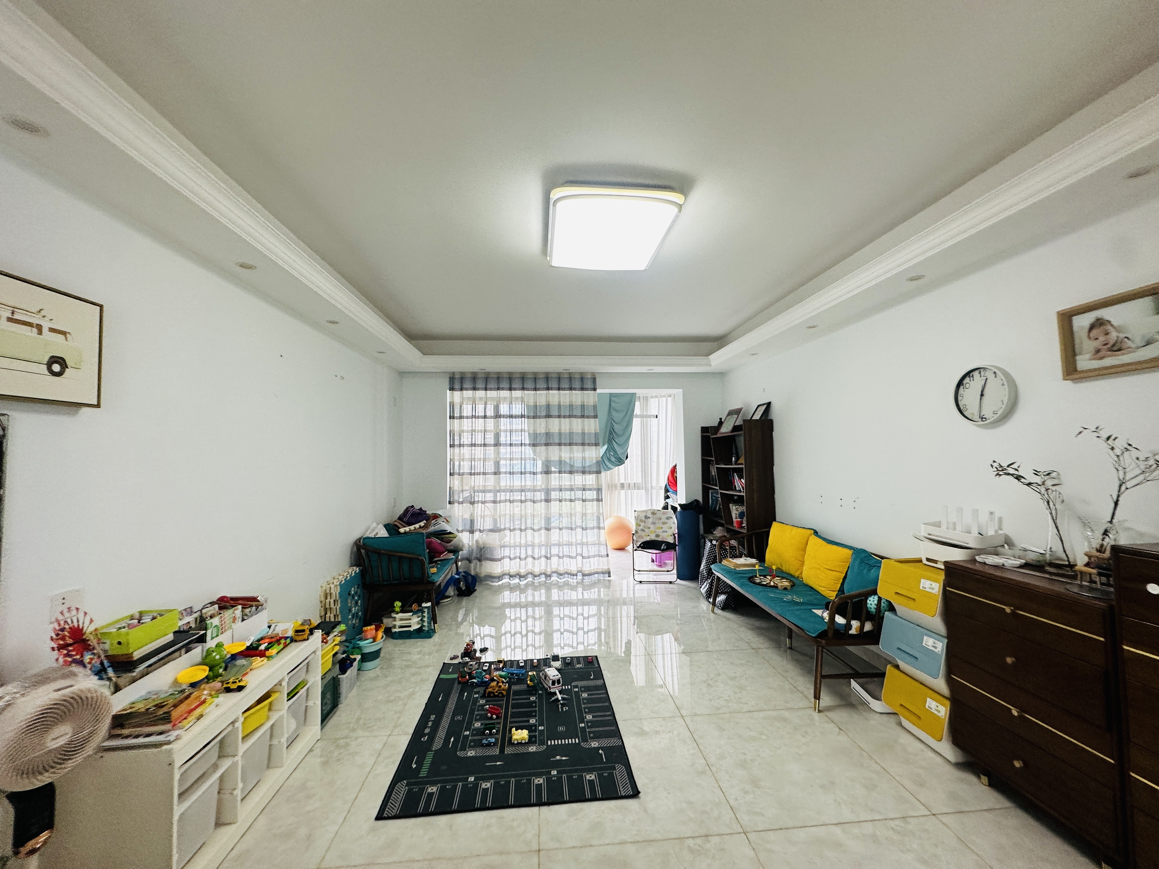 世纪海岸 2室2厅1卫 195.0万 世纪海岸 2室2厅1卫 195.0万客厅