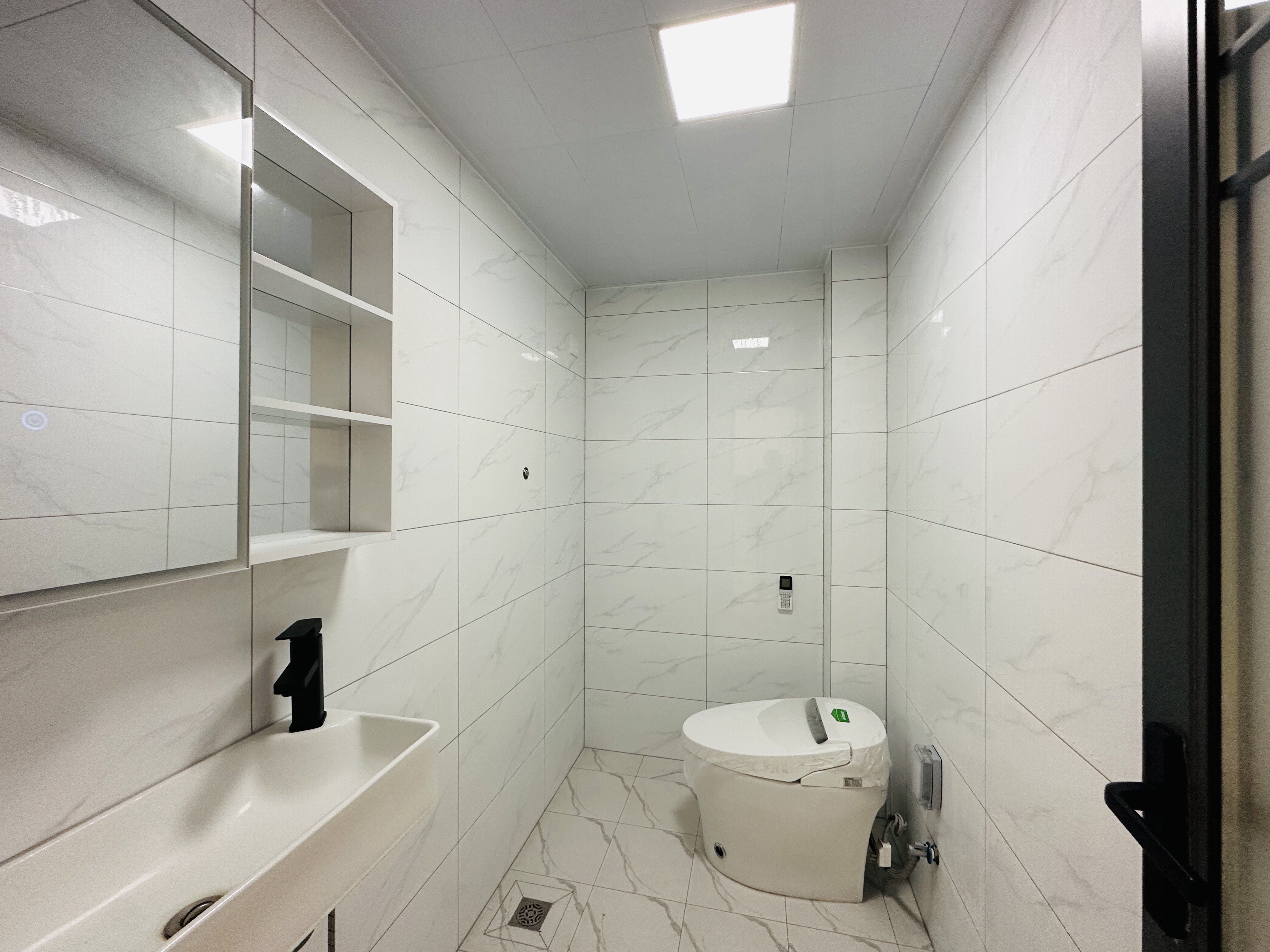 西城别院 2室1厅1卫 83.0万 西城别院 2室1厅1卫 83.0万卫生间