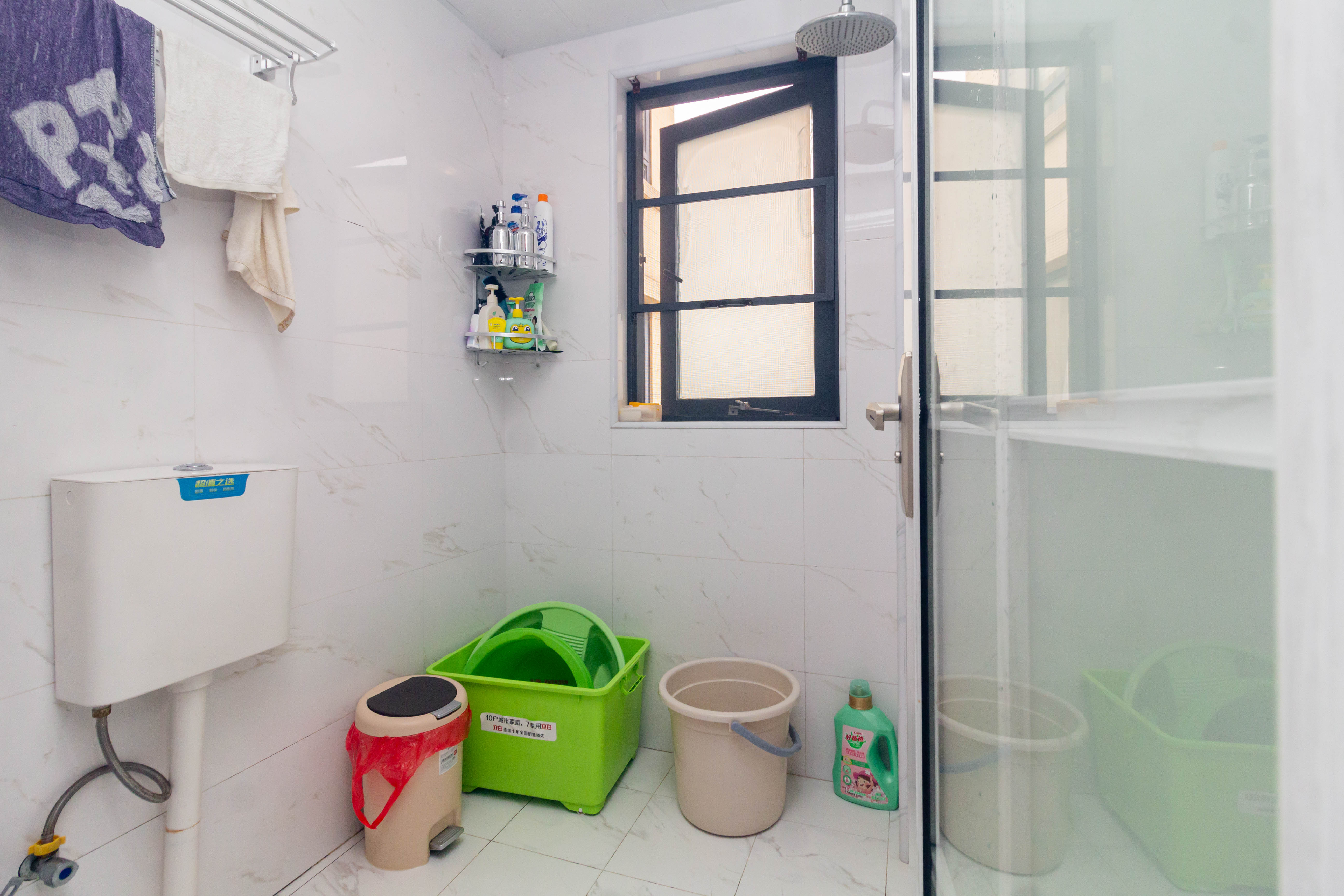 中交中央公园D4区  3室2厅1卫    95.0万 中交中央公园D4区  3室2厅1卫    95.0万卫生间