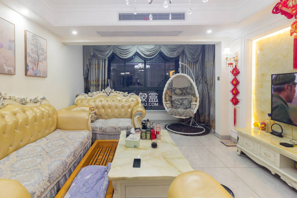 海德公园  4室2厅2卫    103.8万