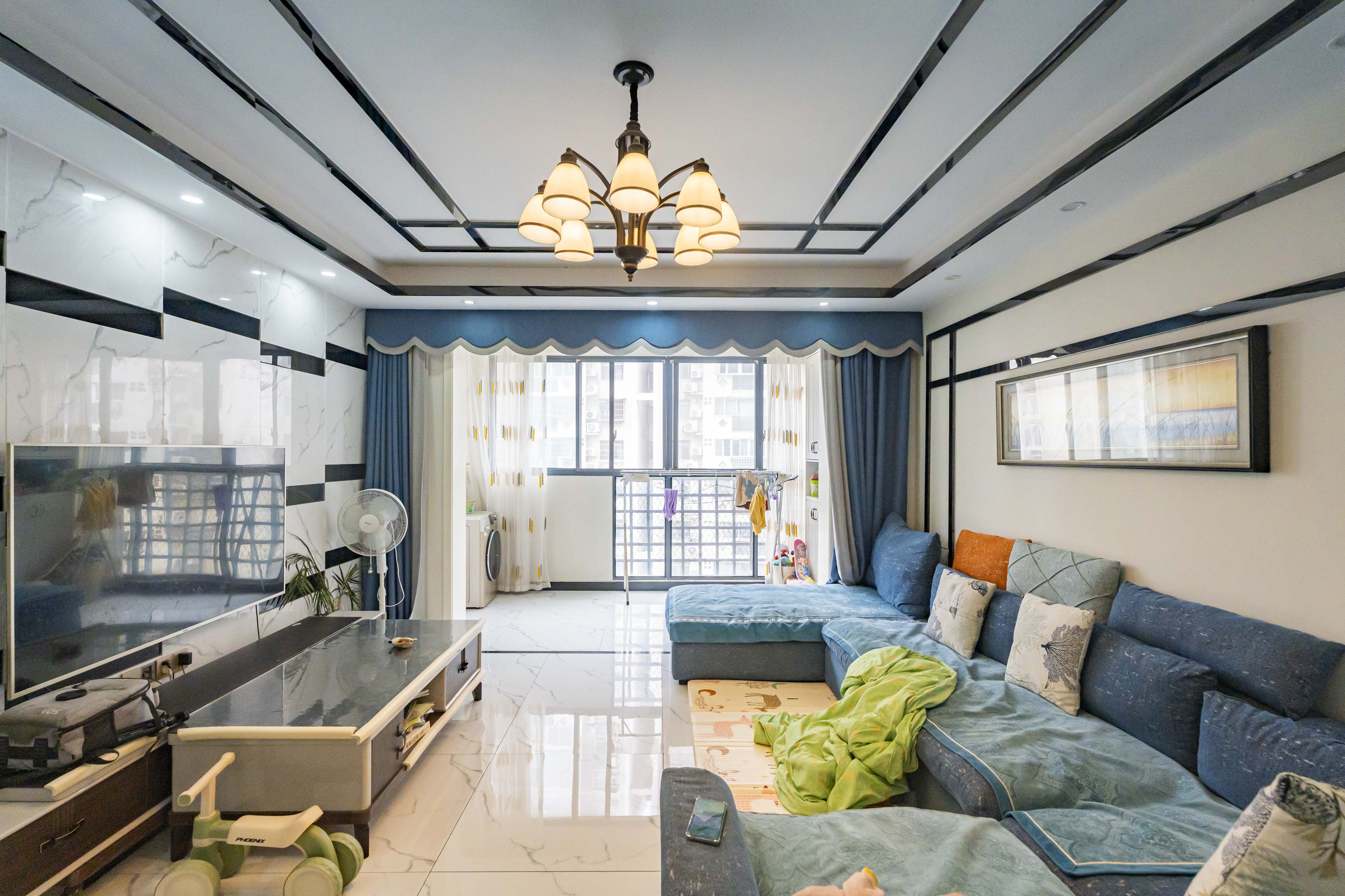 万煦园  4室2厅2卫    110.0万 万煦园  4室2厅2卫    110.0万客厅