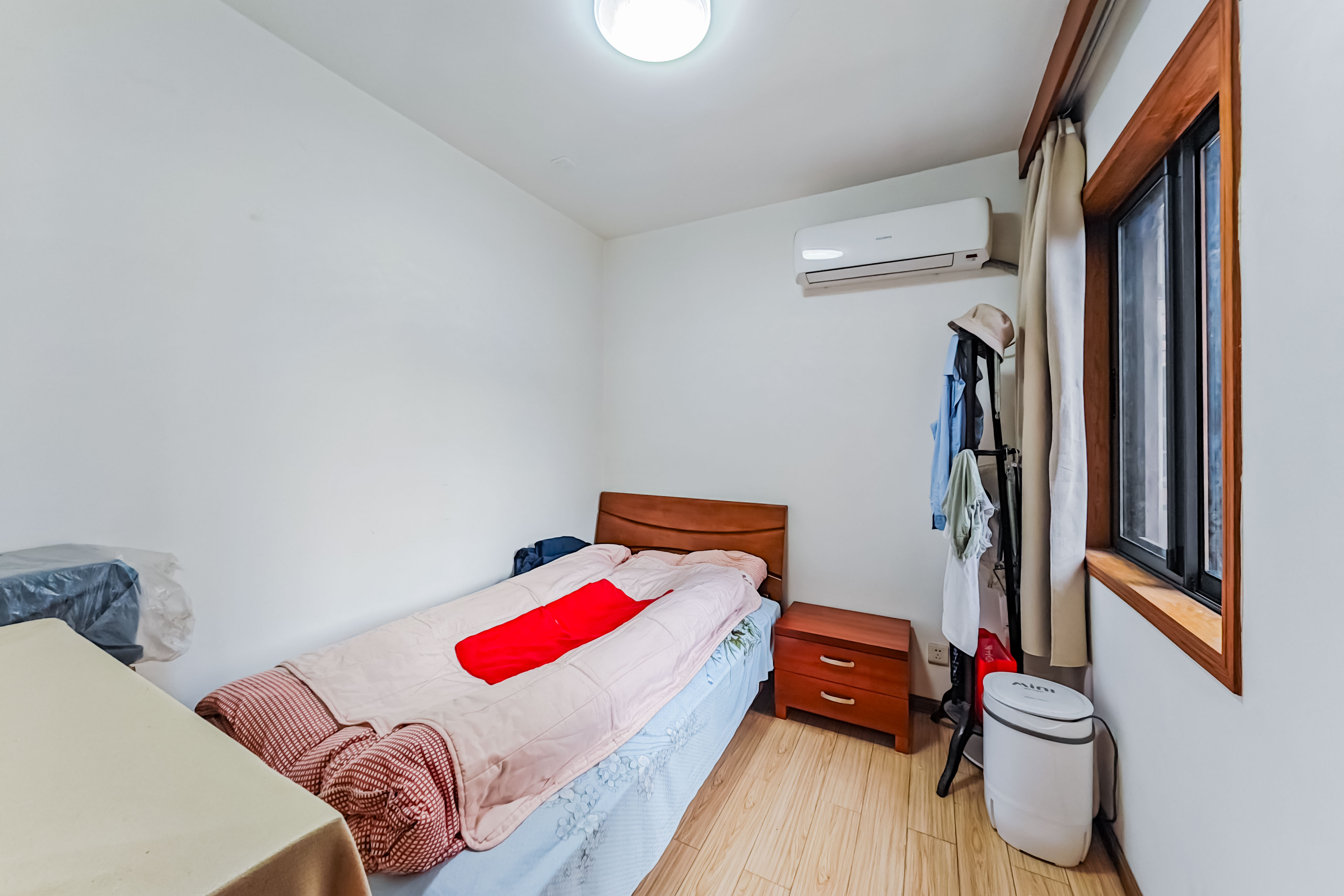 龙吉湾小区(龙瑞尚苑) 2室2厅1卫 53.0万 龙吉湾小区(龙瑞尚苑) 2室2厅1卫 53.0万卧室