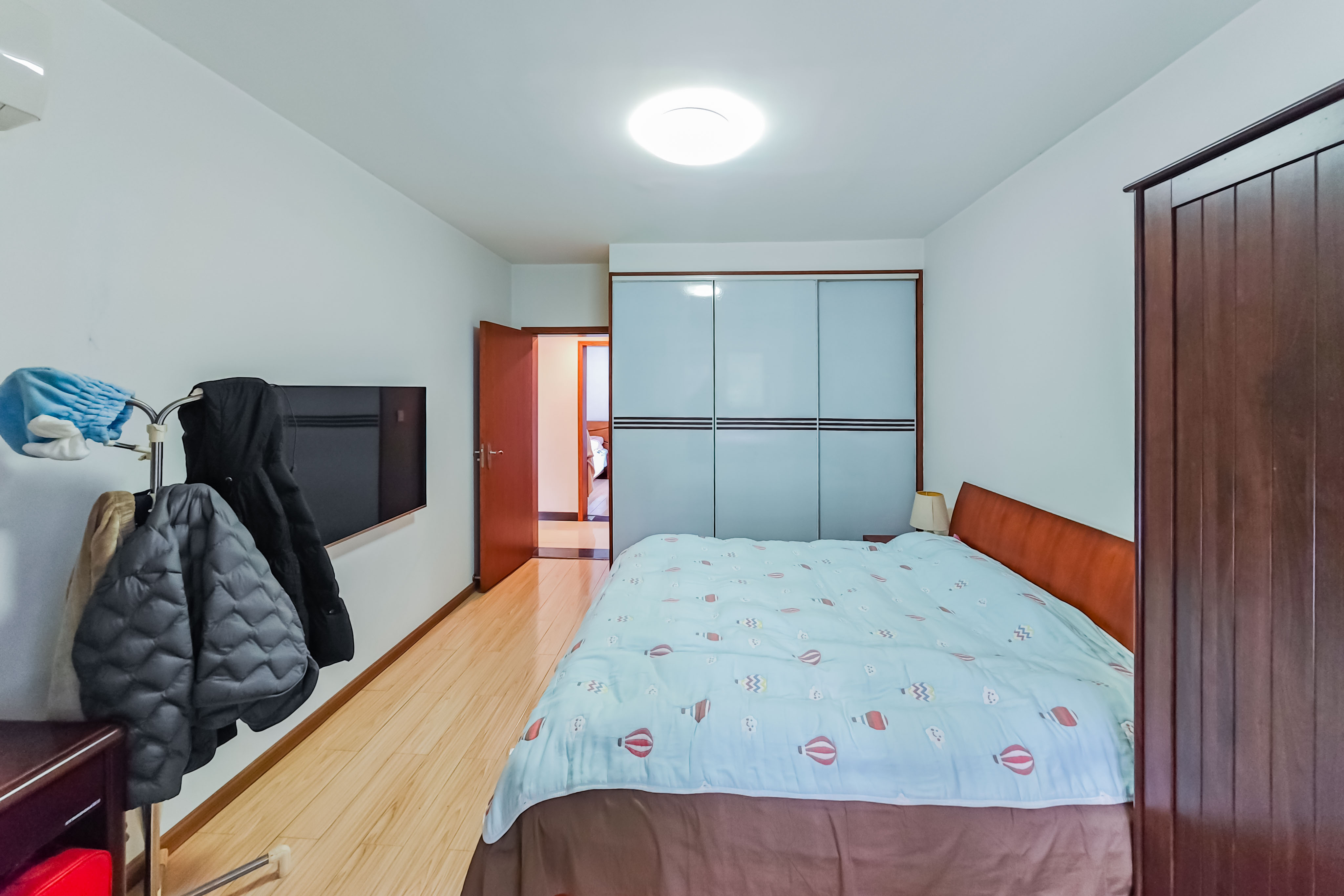 龙吉湾小区(龙瑞尚苑) 2室2厅1卫 53.0万 龙吉湾小区(龙瑞尚苑) 2室2厅1卫 53.0万卧室