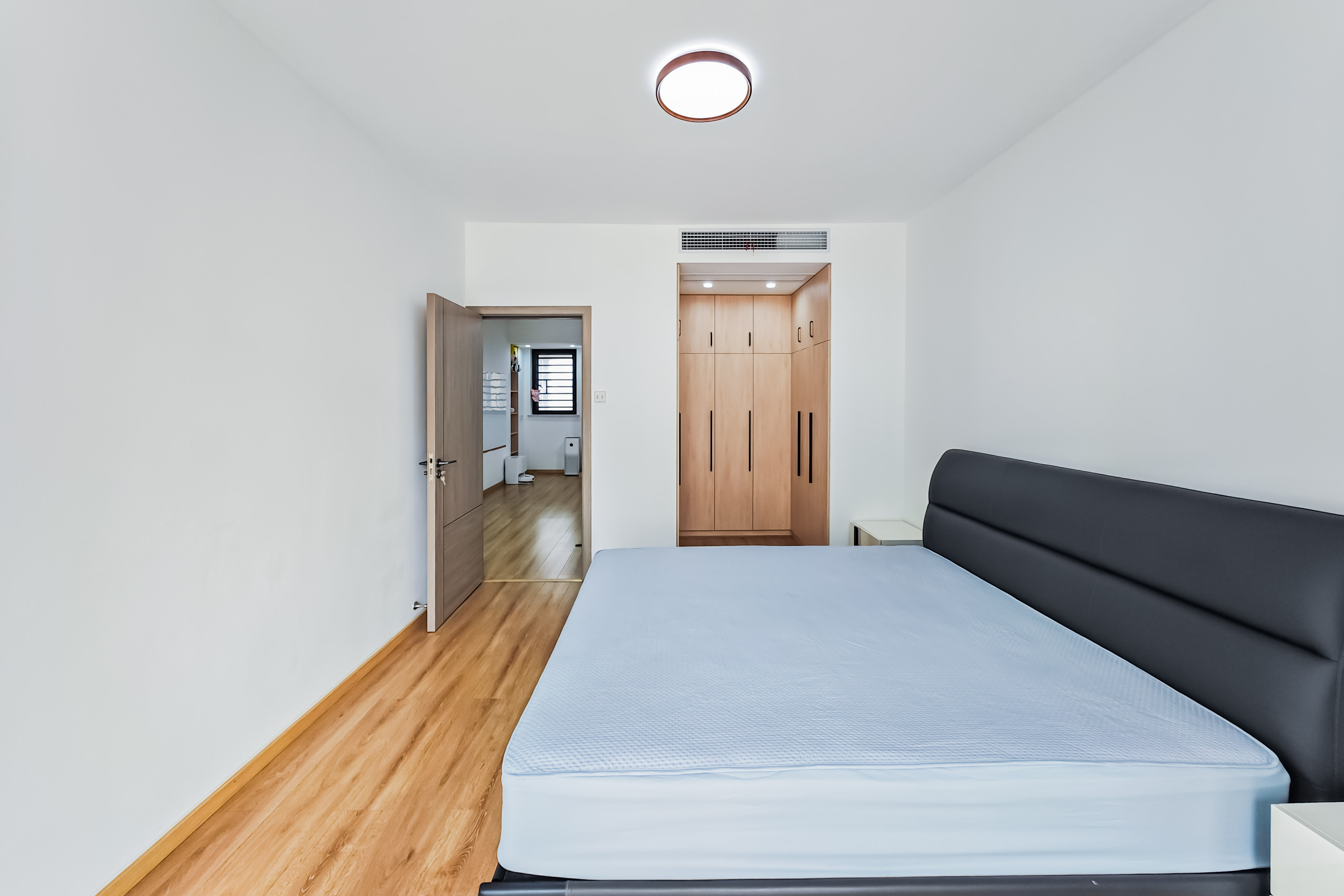 中天星耀城 4室2厅2卫 152.0万 中天星耀城 4室2厅2卫 152.0万卧室