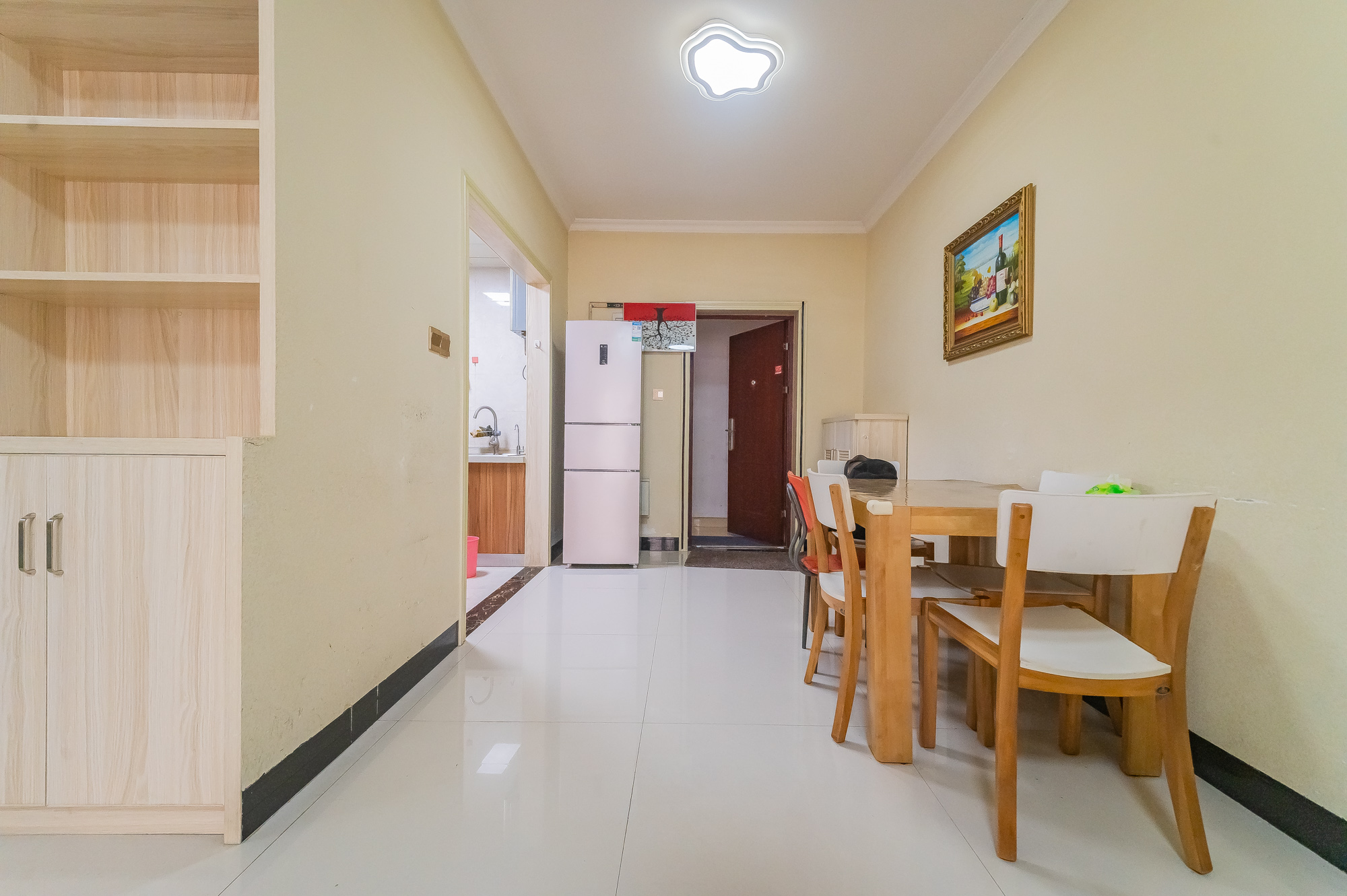 MOMA当代广场  3室2厅1卫    63.8万客厅