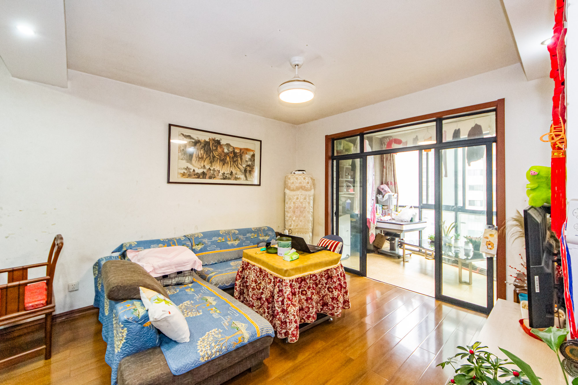 湘江世纪城达江苑 2室2厅1卫 88.0万 湘江世纪城达江苑 2室2厅1卫 88.0万客厅