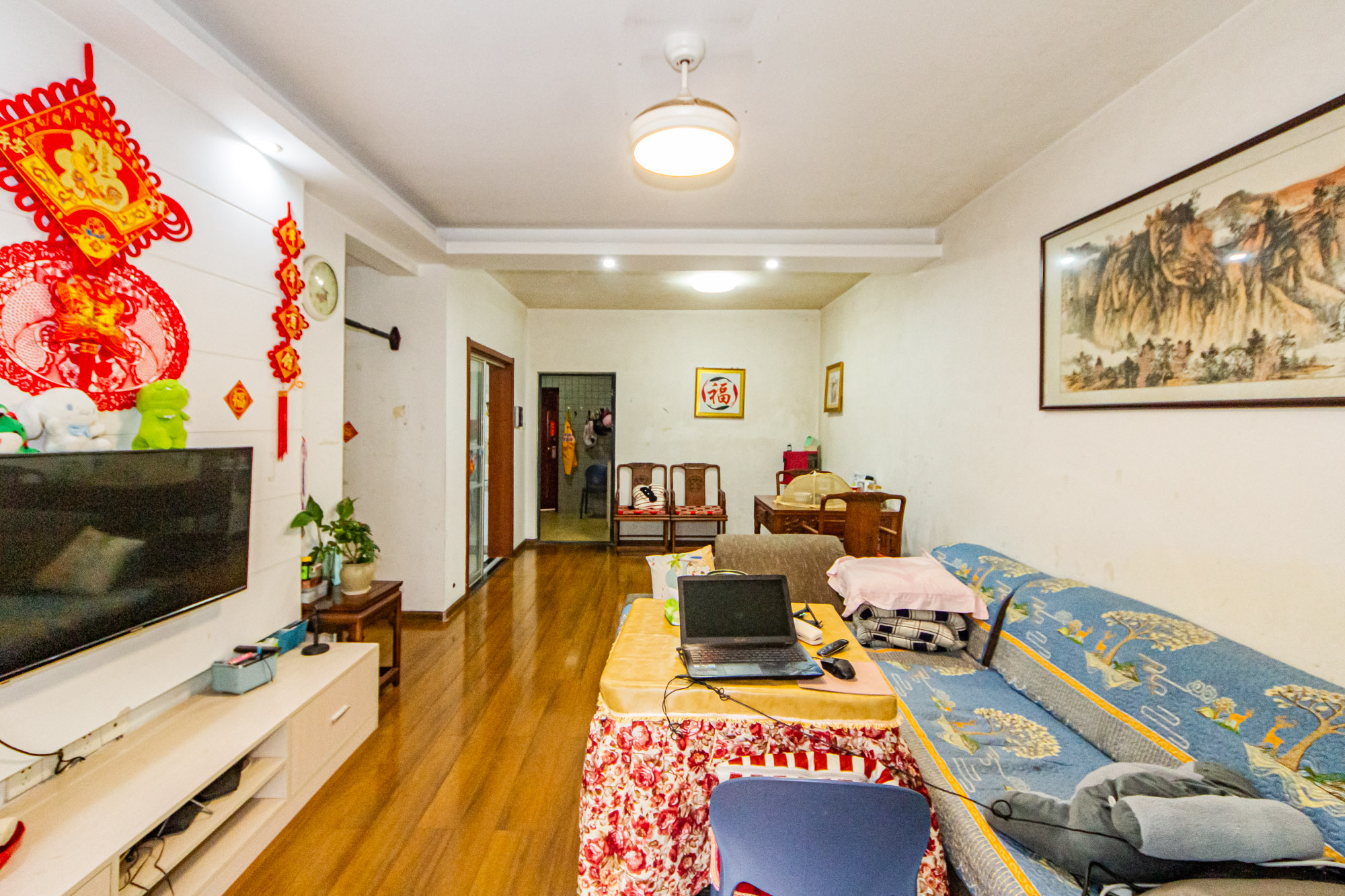 湘江世纪城达江苑 2室2厅1卫 88.0万 湘江世纪城达江苑 2室2厅1卫 88.0万客厅