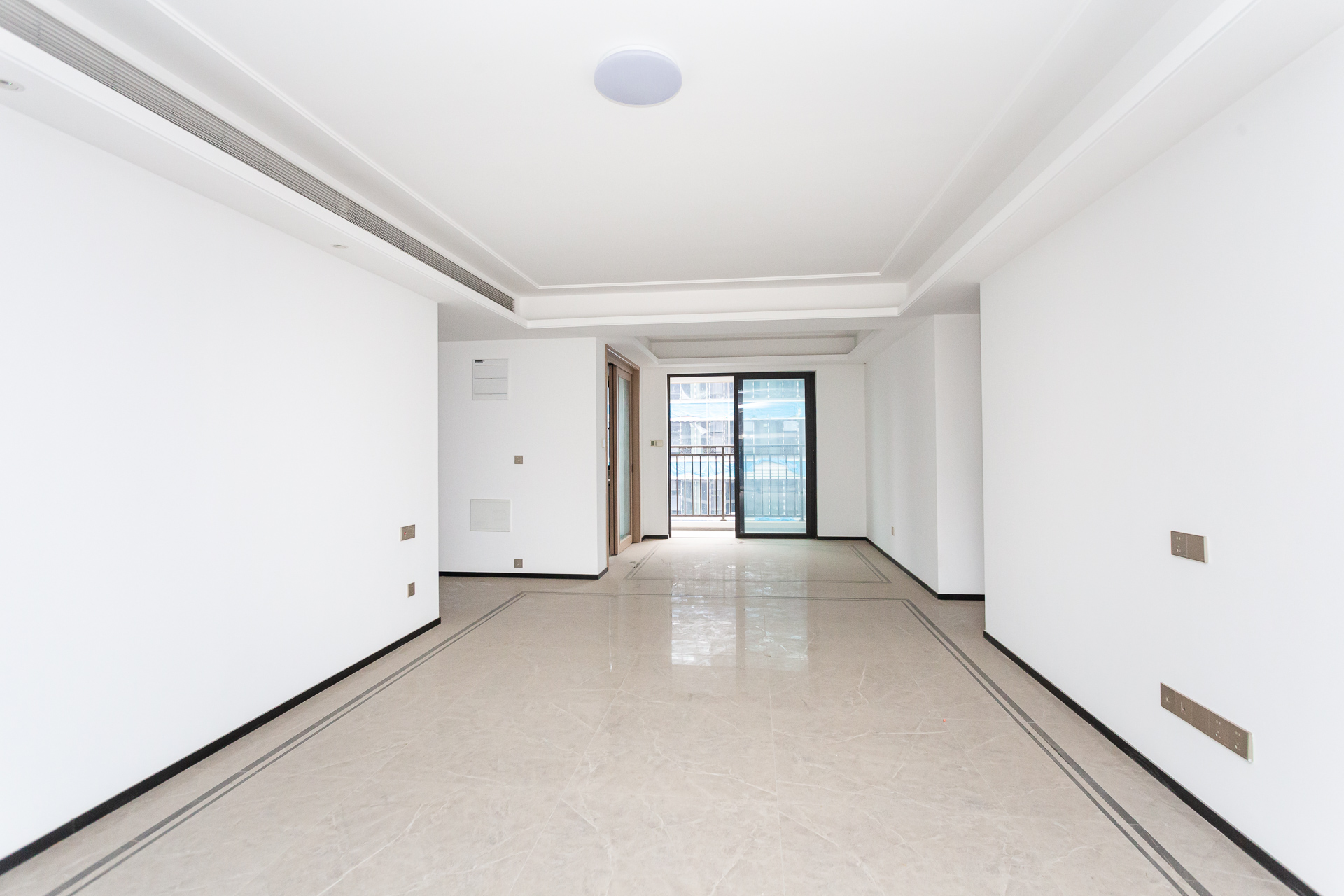 时代建发和著 4室2厅2卫 208.0万 时代建发和著 4室2厅2卫 208.0万客厅