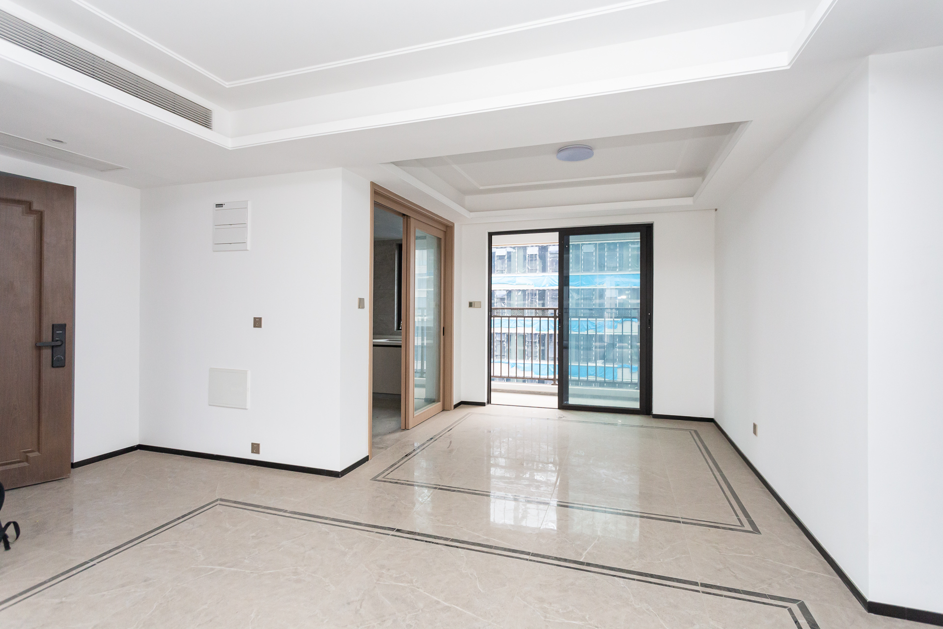 时代建发和著 4室2厅2卫 208.0万 时代建发和著 4室2厅2卫 208.0万客厅