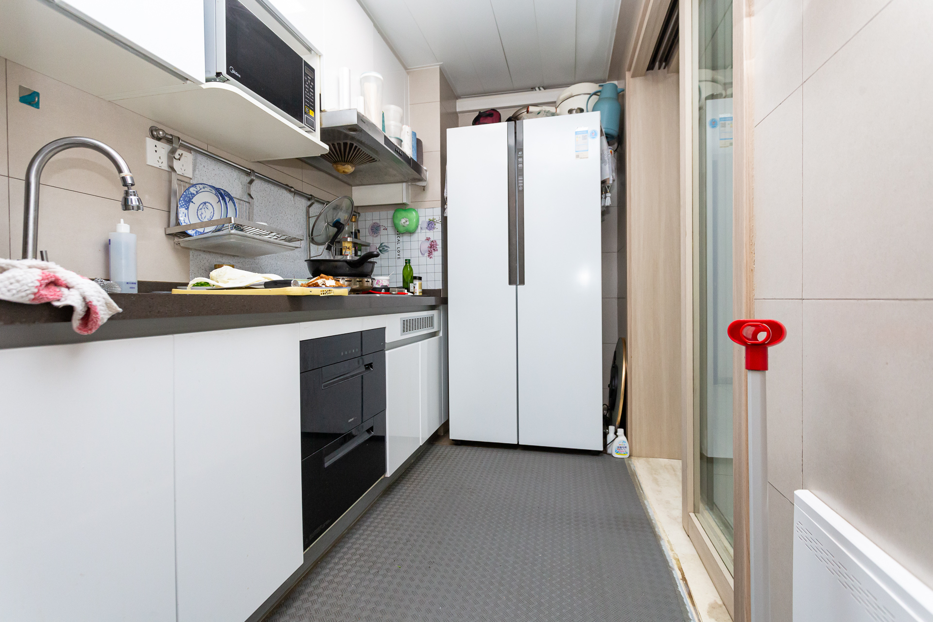 时代倾城三期  4室2厅2卫    102.0万 时代倾城三期  4室2厅2卫    102.0万厨房