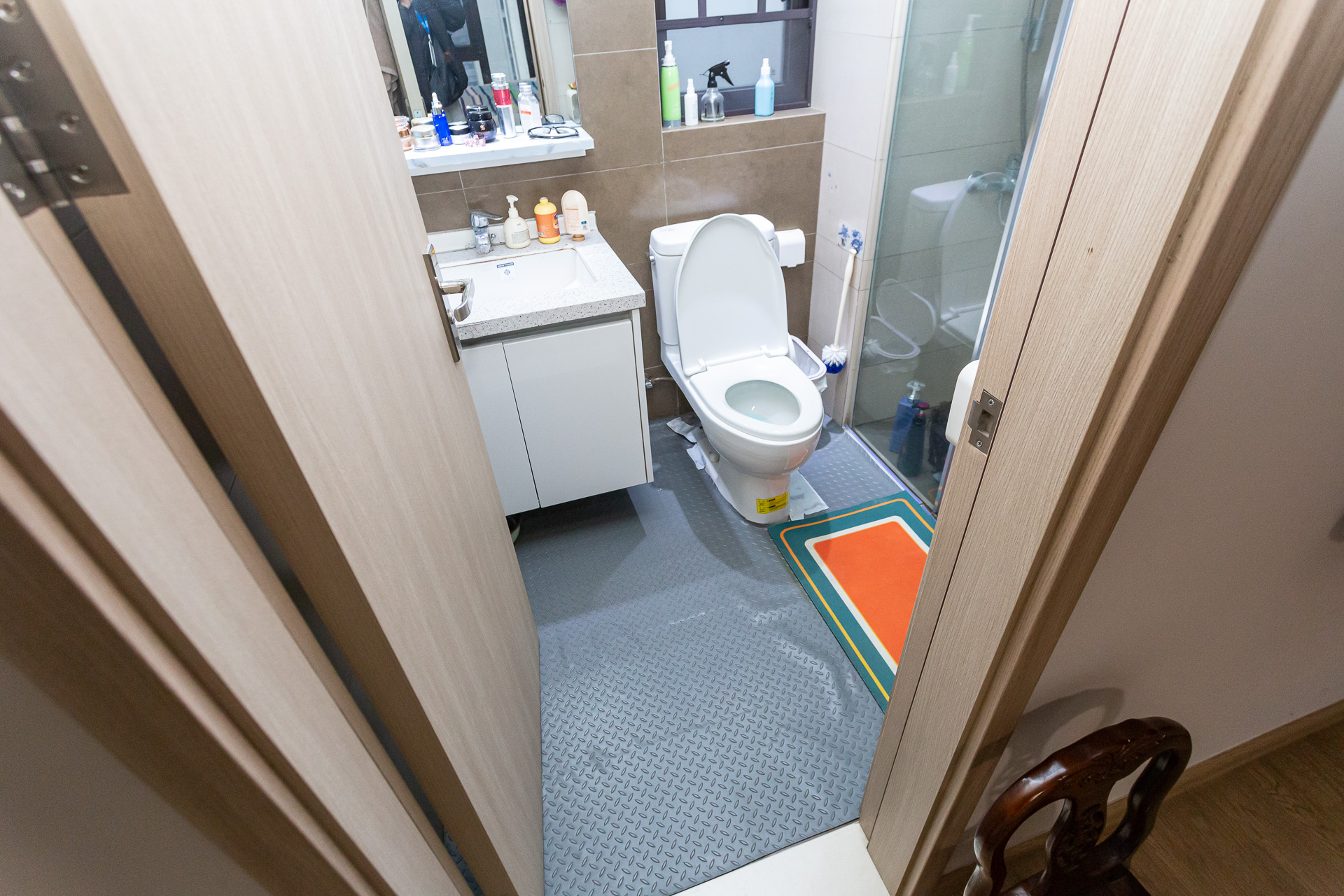 时代倾城三期  4室2厅2卫    102.0万 时代倾城三期  4室2厅2卫    102.0万卫生间