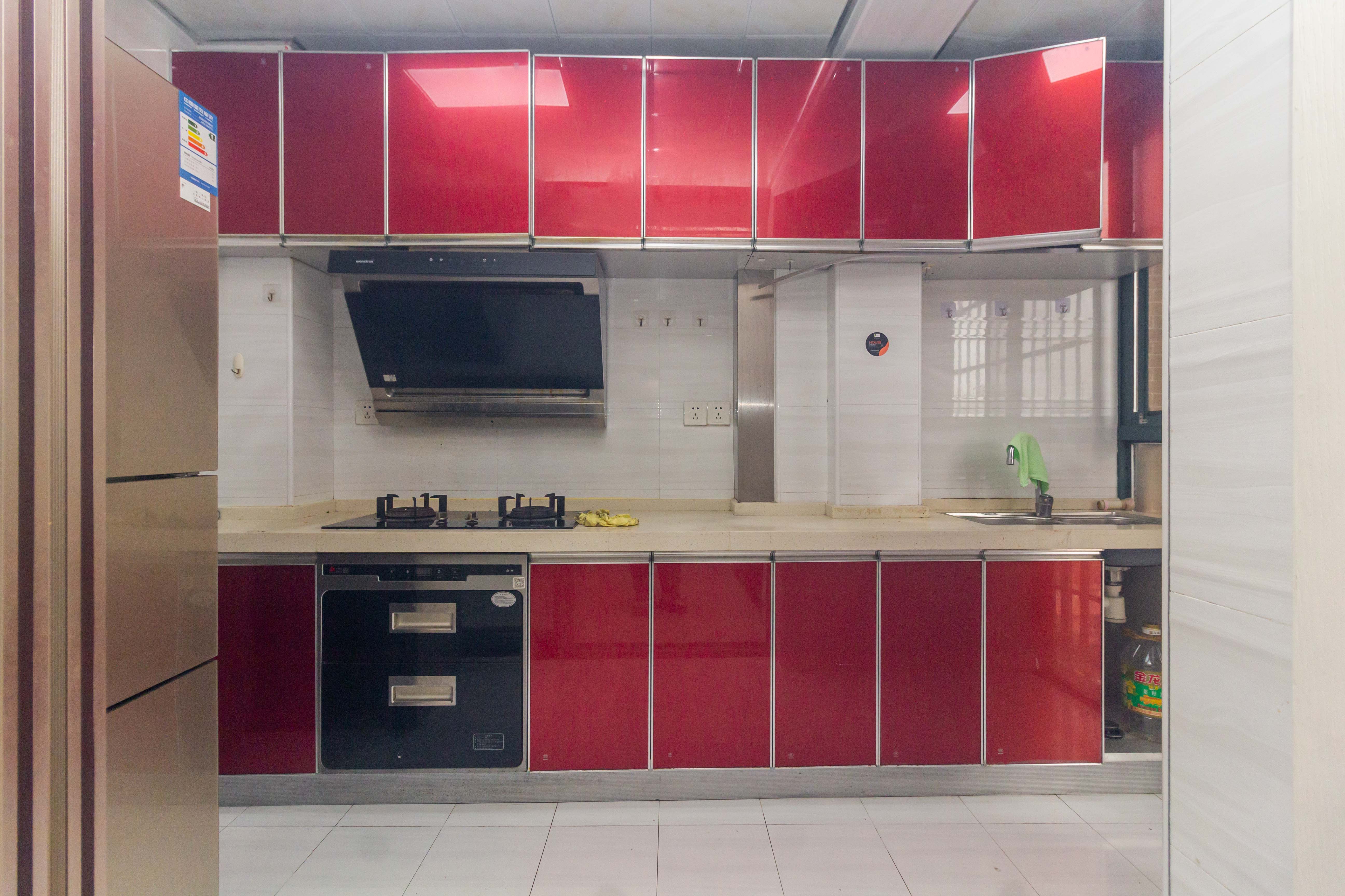 高林仕家 3室2厅1卫 66.0万 高林仕家 3室2厅1卫 66.0万厨房