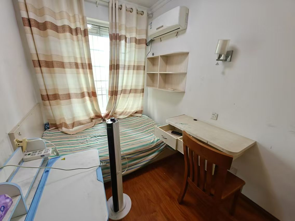 佳兆业金域天下三期  3室2厅1卫    43.5万 佳兆业金域天下三期  3室2厅1卫    43.5万室内图