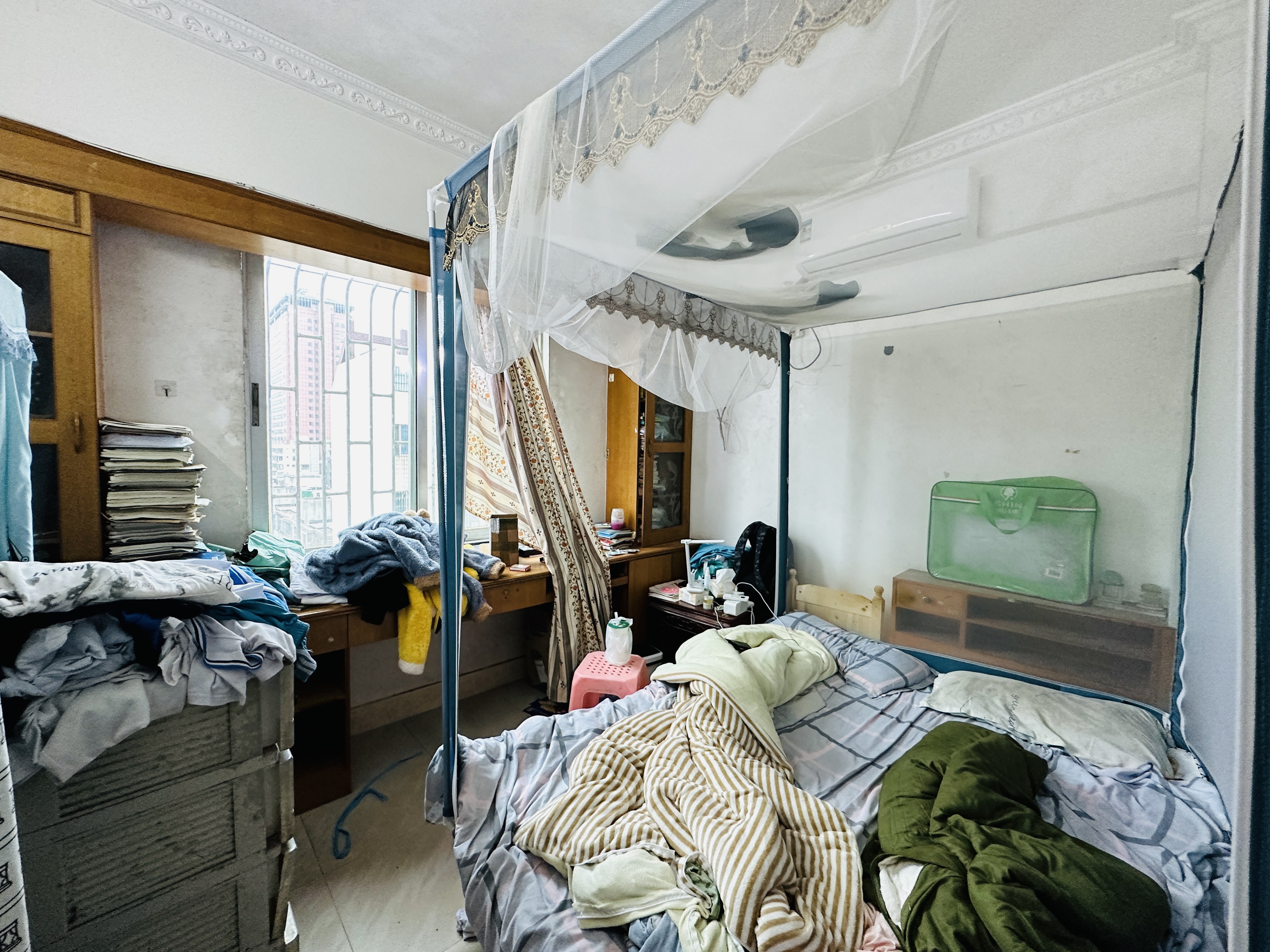 海信公寓 3室2厅1卫 75.0万 海信公寓 3室2厅1卫 75.0万卧室