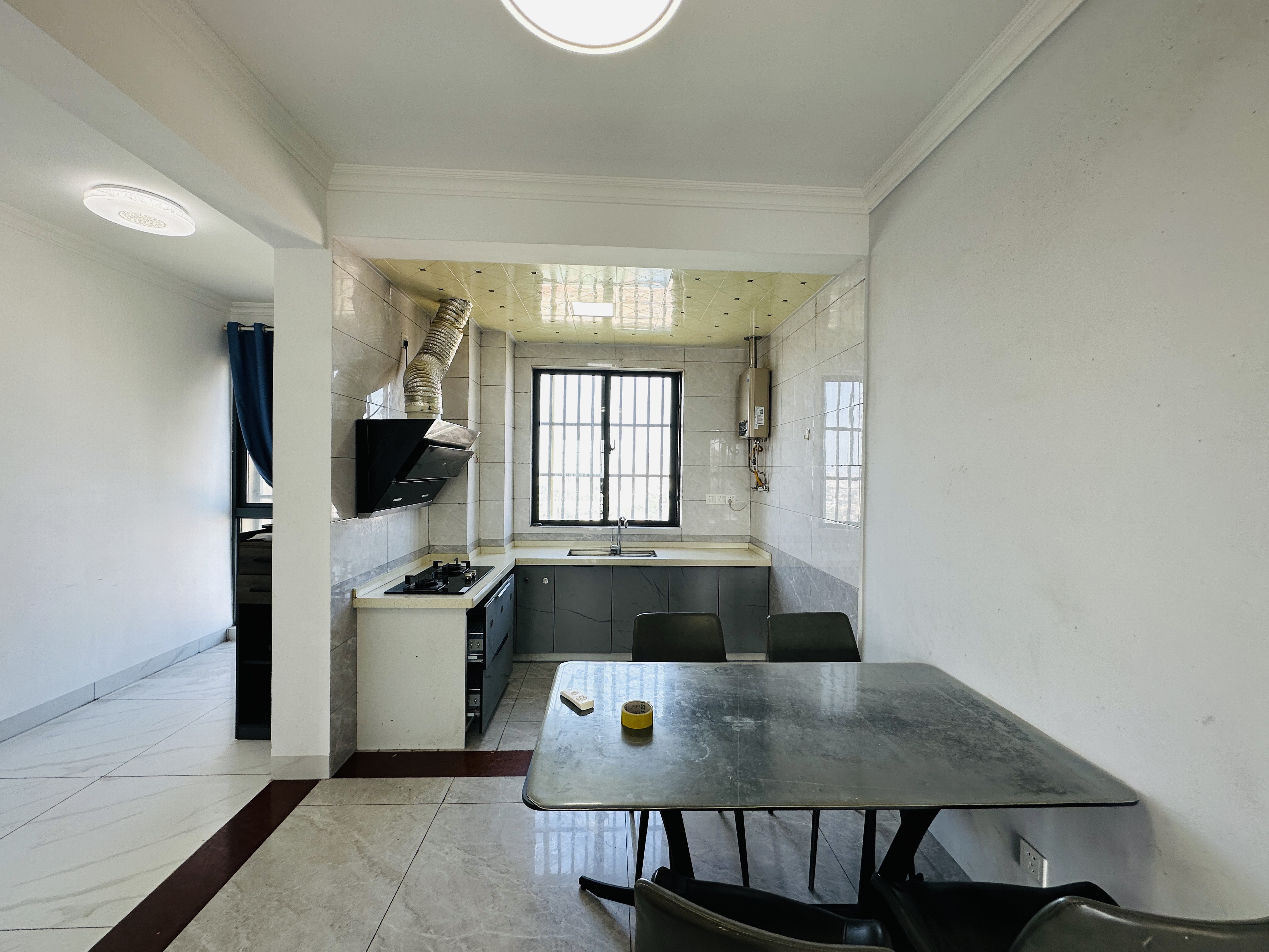 伟业智青春 2室2厅1卫 108.0万 伟业智青春 2室2厅1卫 108.0万厨房