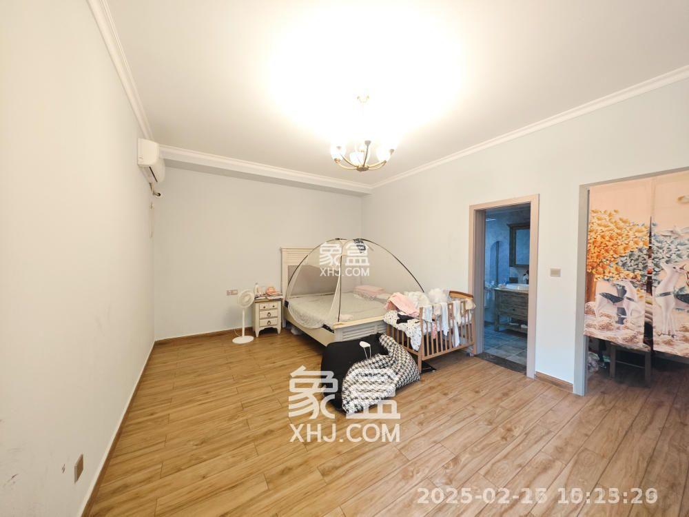 同升湖山庄  1室2厅1卫    4000.0元/月 同升湖山庄  1室2厅1卫    4000.0元/月