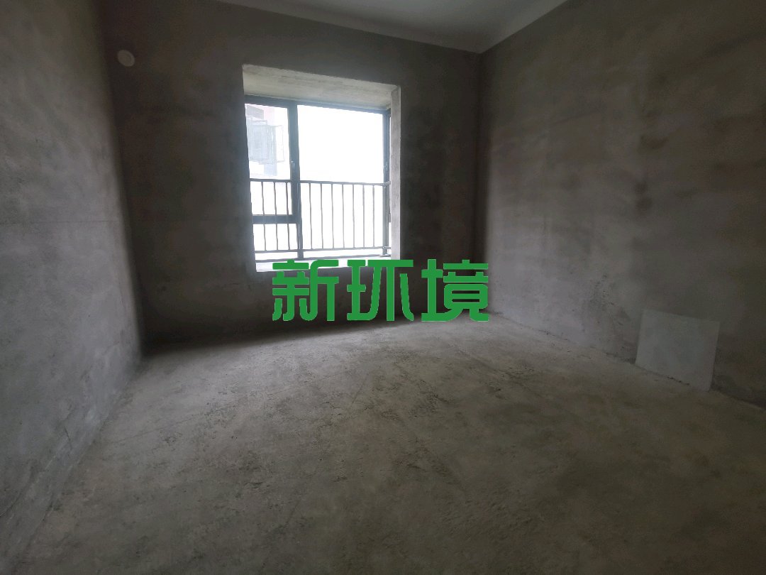 荣盛华府  4室2厅2卫   105.00万客厅