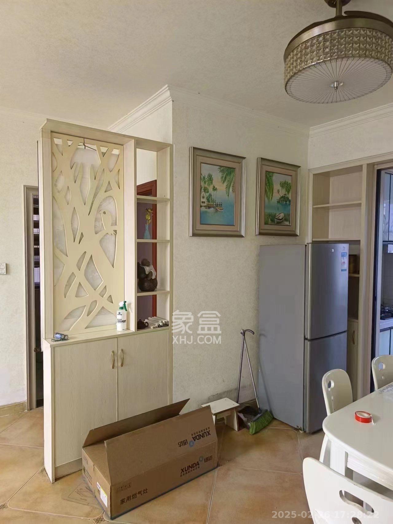 汇一城（汇壹公馆）  3室2厅2卫   2100.00元/月室内图