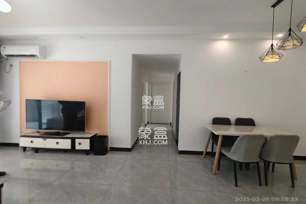 君合天玺  3室2厅2卫    3400.0元/月 君合天玺  3室2厅2卫    3400.0元/月室内图