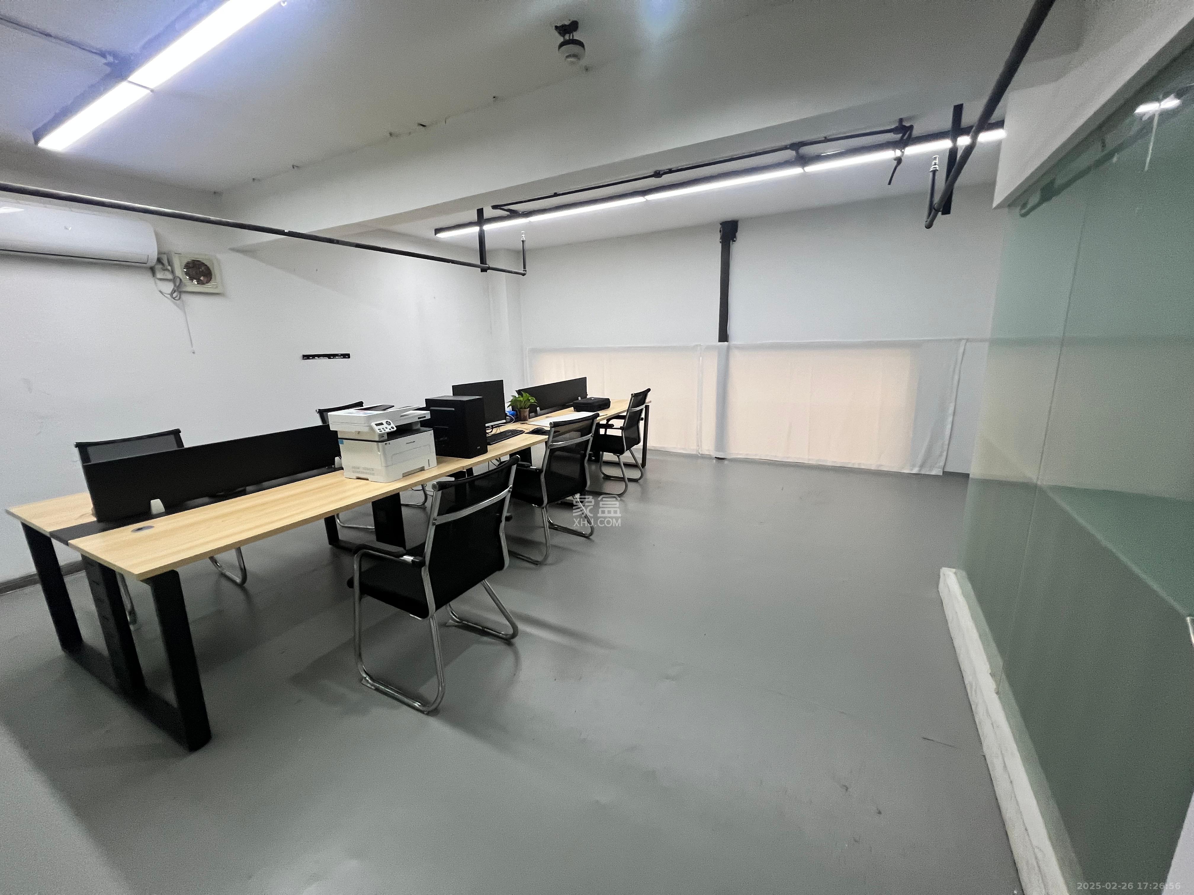 富兴嘉城（富兴汇中央）   250.0㎡     15000.00元/月室内图