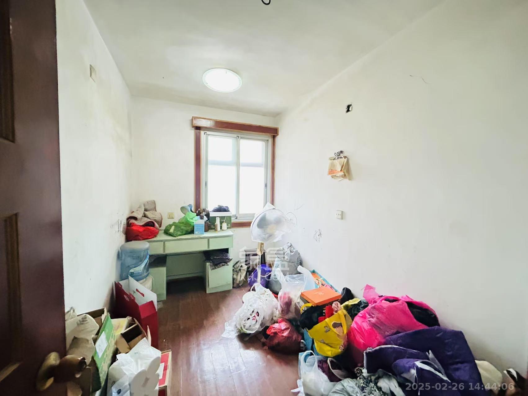 解放村 3室1厅1卫 800.0元/月 解放村 3室1厅1卫 800.0元/月室内图