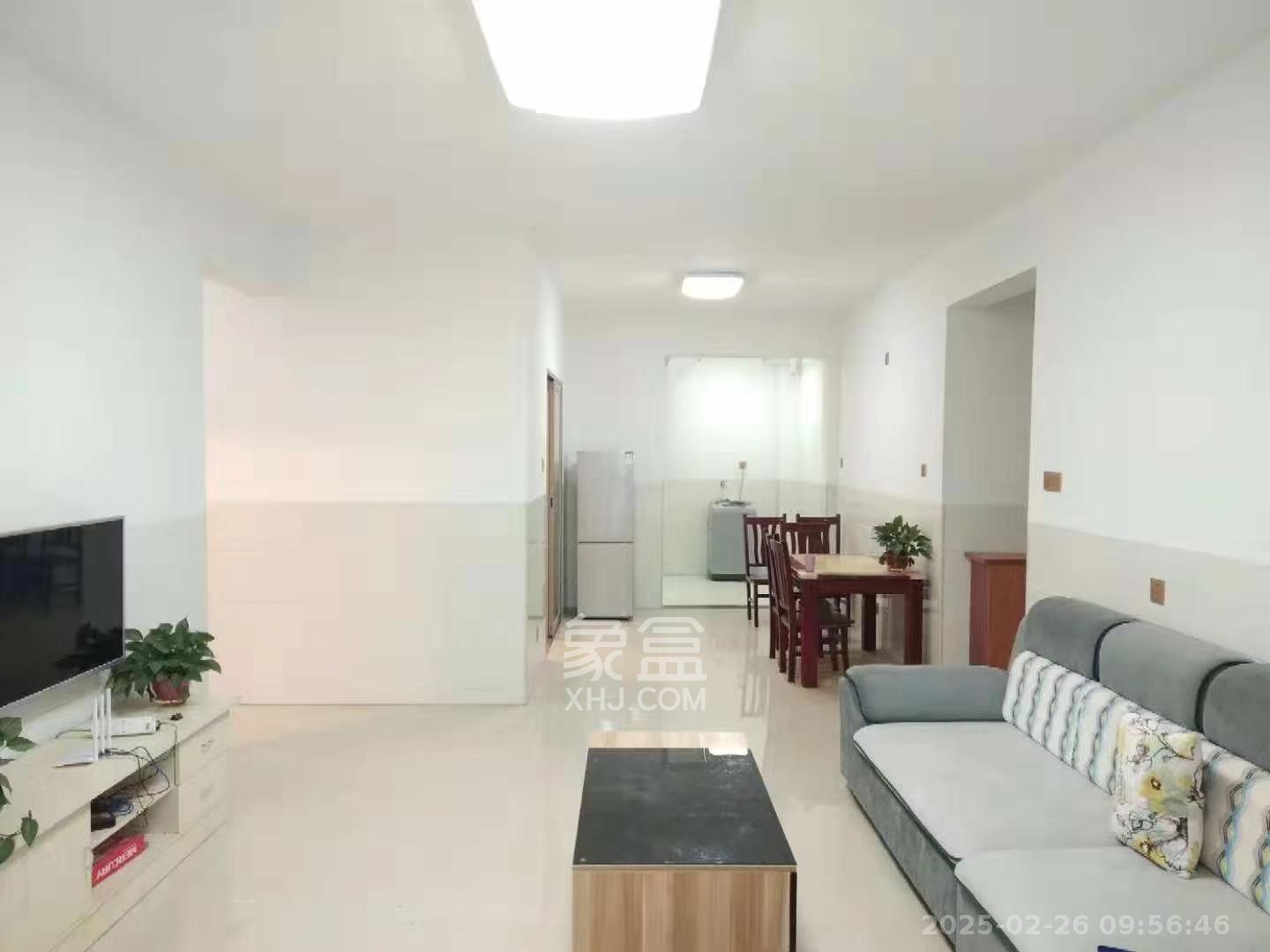 嘉顺苑 3室2厅2卫 2700.0元/月 嘉顺苑 3室2厅2卫 2700.0元/月室内图