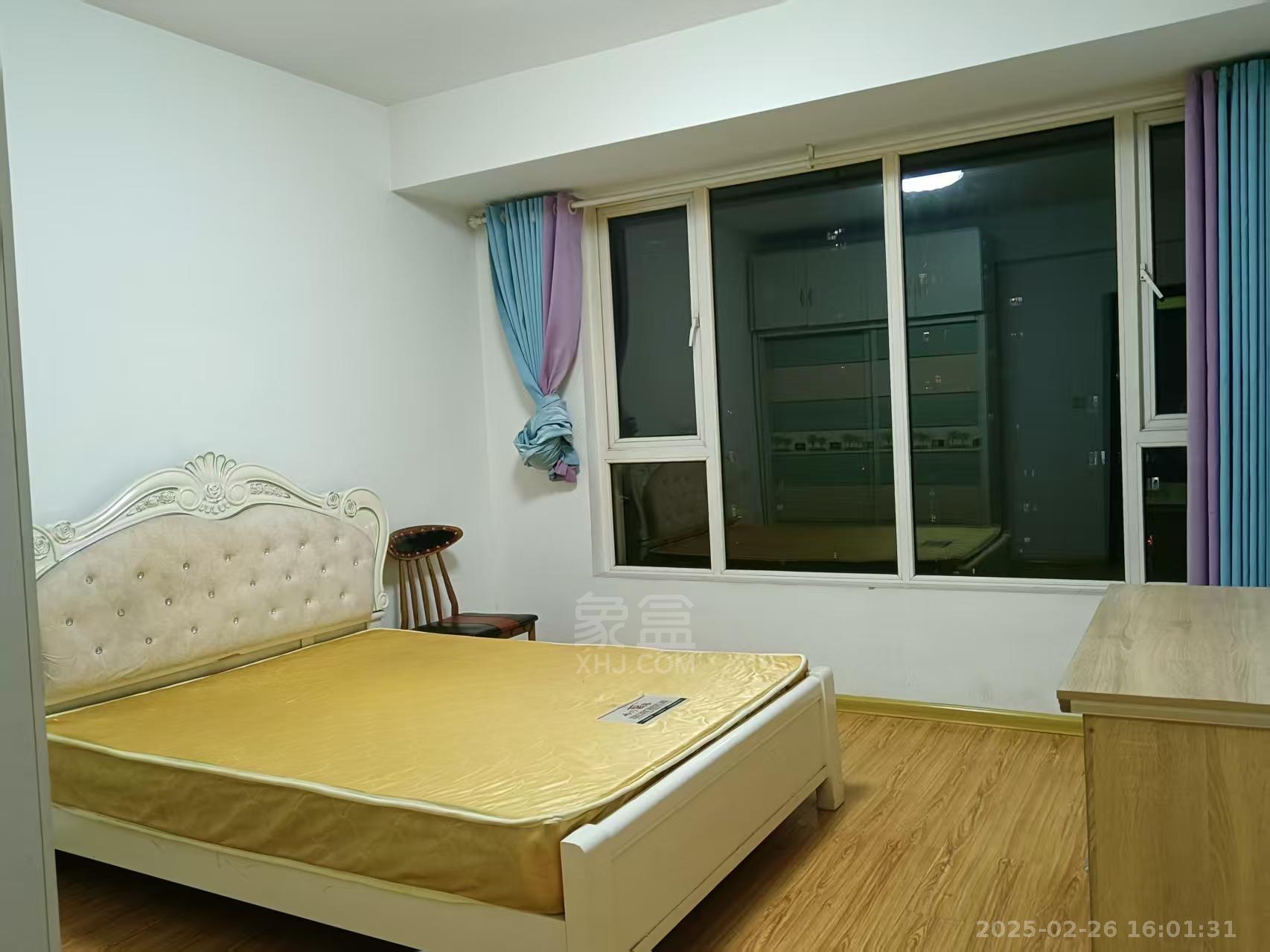 佳兆业金域天下三期  3室2厅1卫    1800.0元/月 佳兆业金域天下三期  3室2厅1卫    1800.0元/月室内图