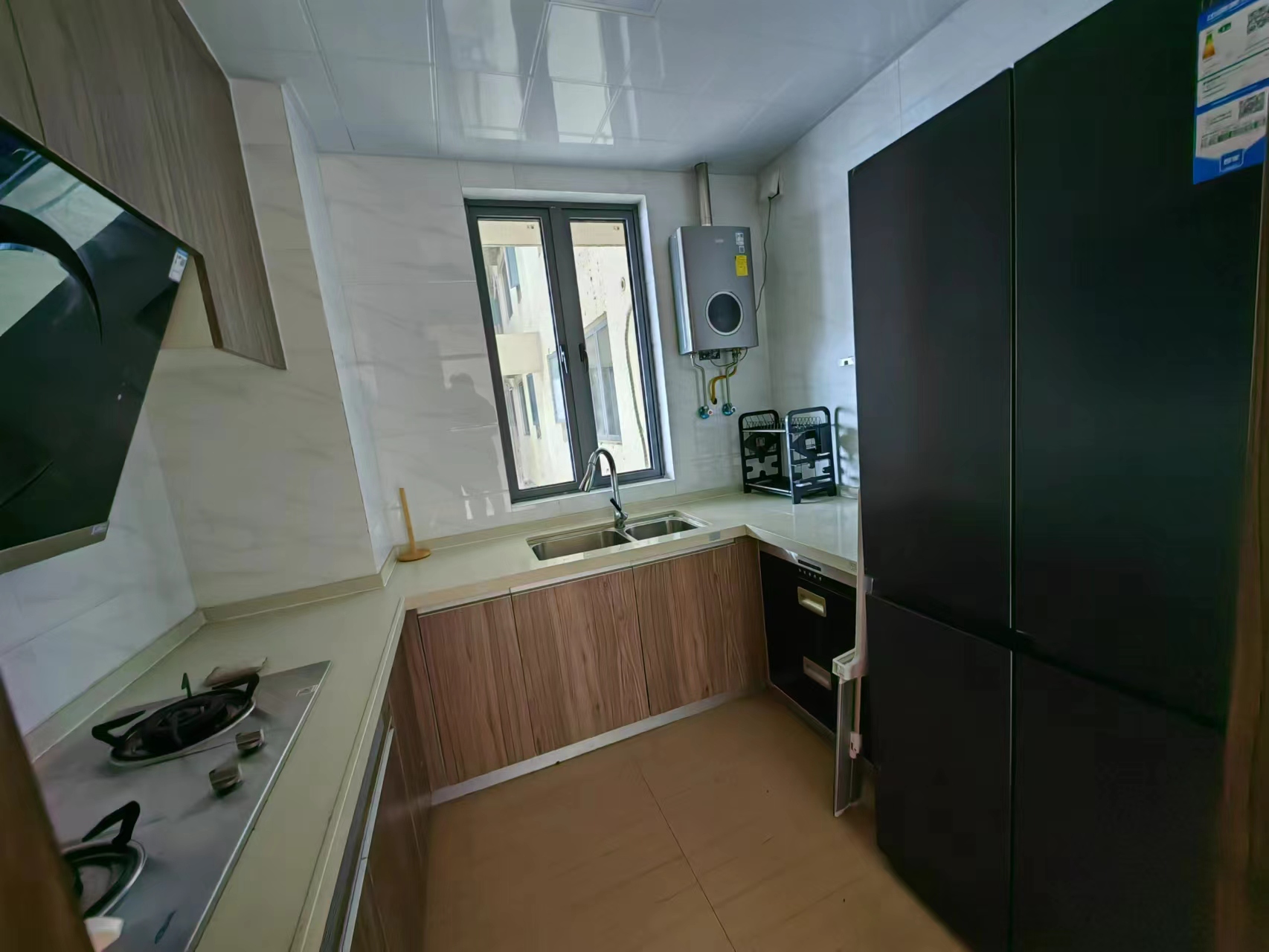 碧桂园梓山府 3室2厅2卫 1900.0元/月 碧桂园梓山府 3室2厅2卫 1900.0元/月室内图