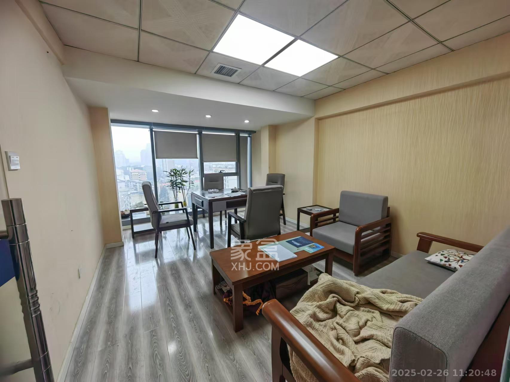 东怡外国(南湖一号) 1室1厅1卫 2500.0元/月 东怡外国(南湖一号) 1室1厅1卫 2500.0元/月室内图