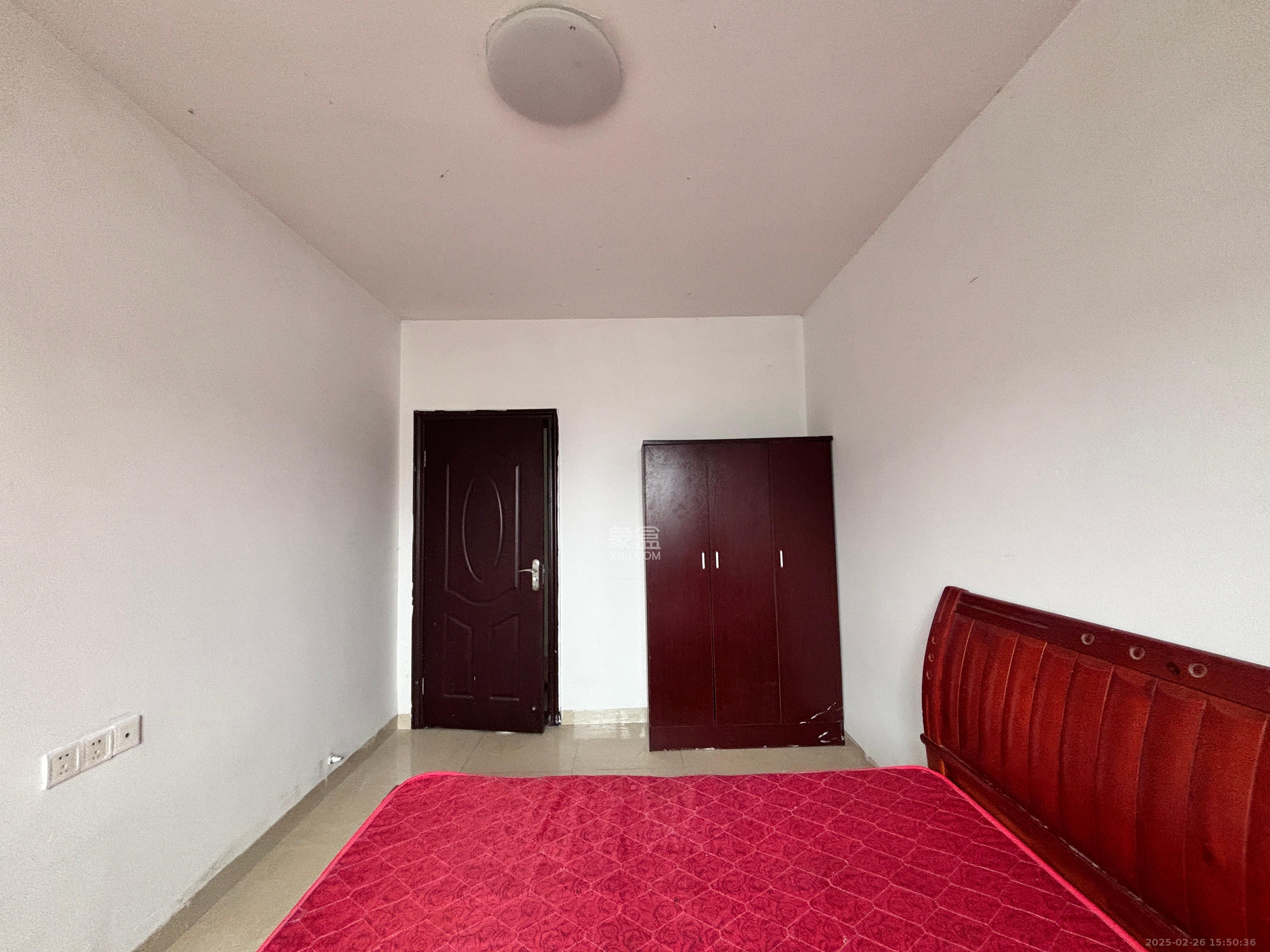 大塘湾公寓 3室2厅2卫 2000.0元/月 大塘湾公寓 3室2厅2卫 2000.0元/月室内图