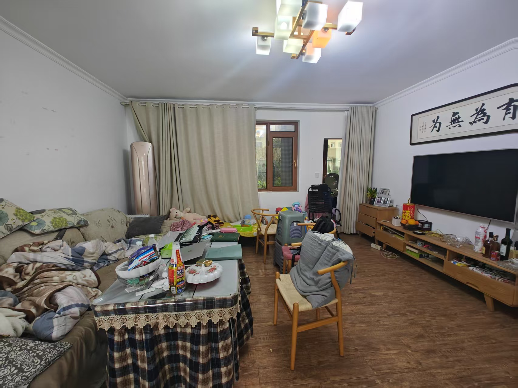 城南壹号  3室2厅2卫    76.8万 城南壹号  3室2厅2卫    76.8万客厅