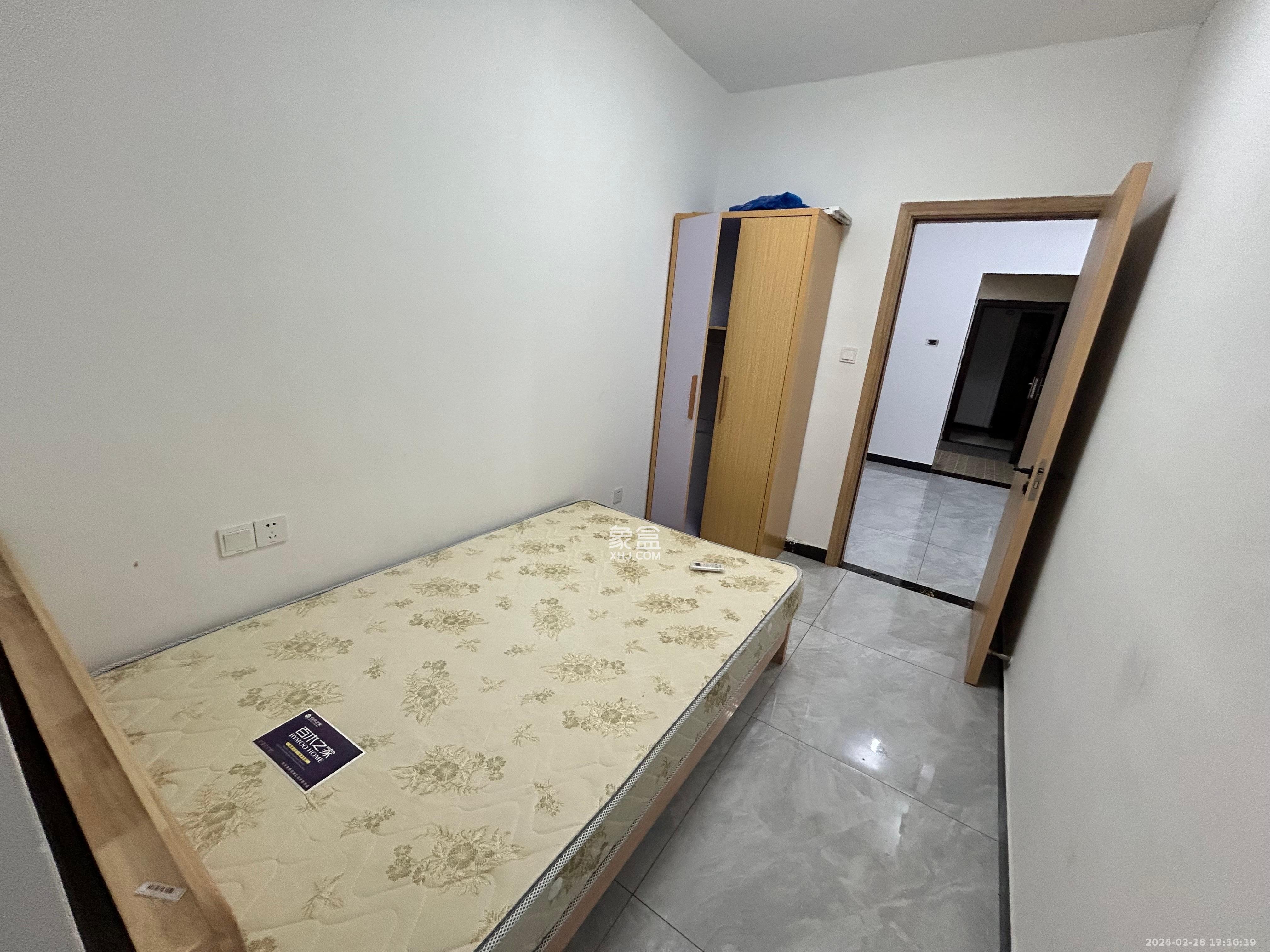 剑桥名门  2室1厅1卫   1900.00元/月室内图
