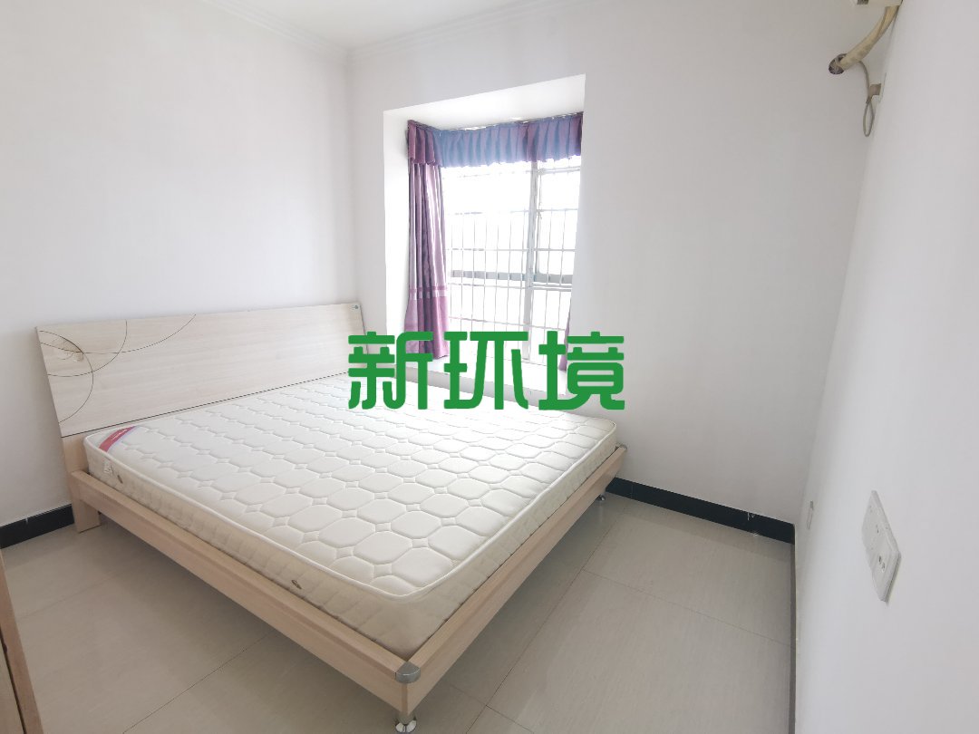 中兴大厦  2室2厅1卫   62.80万客厅
