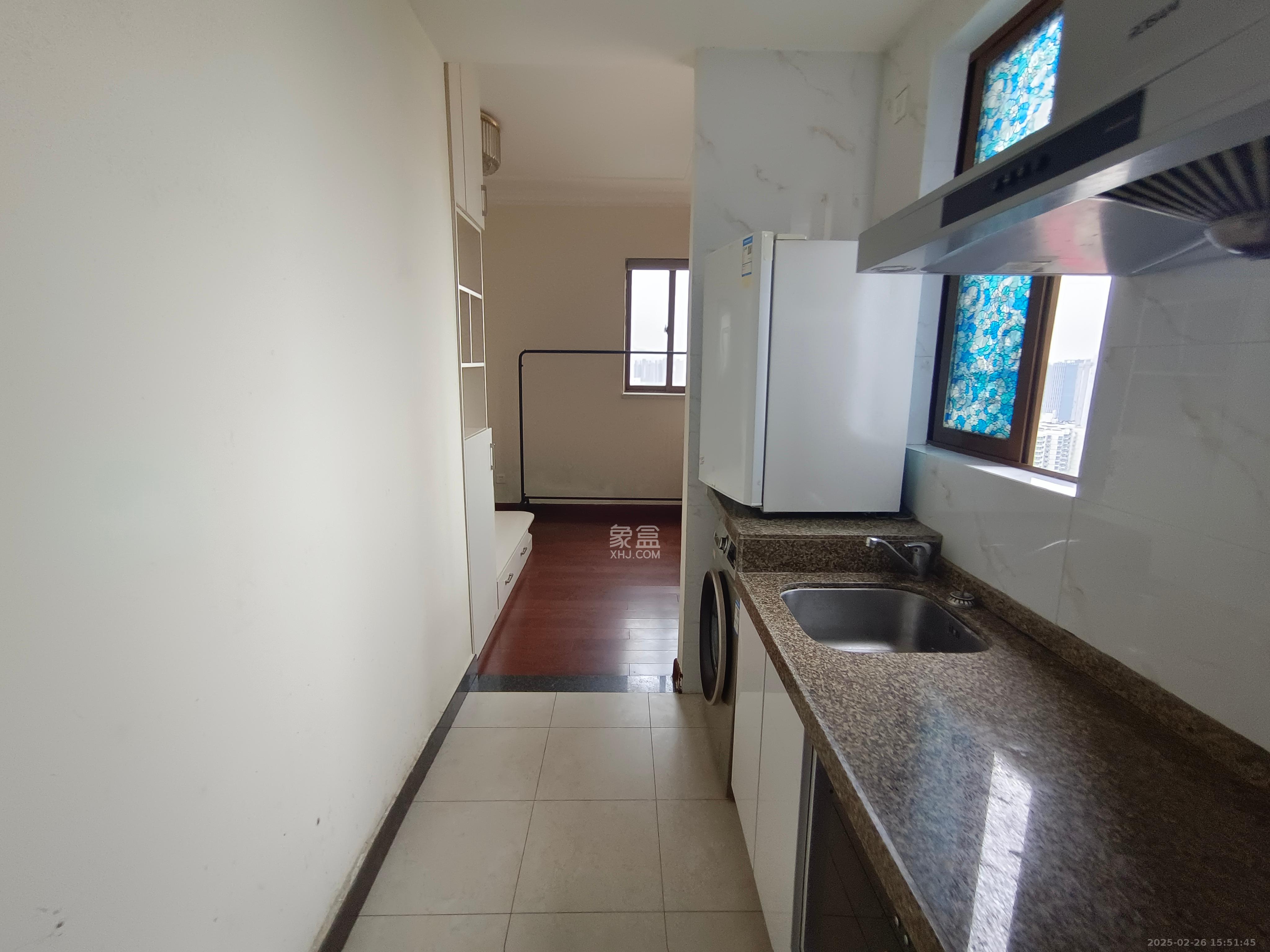 恒大御景半岛湘江苑(恒大御景半岛一期) 1室1厅1卫 1400.0元/月 恒大御景半岛湘江苑(恒大御景半岛一期) 1室1厅1卫 1400.0元/月室内图