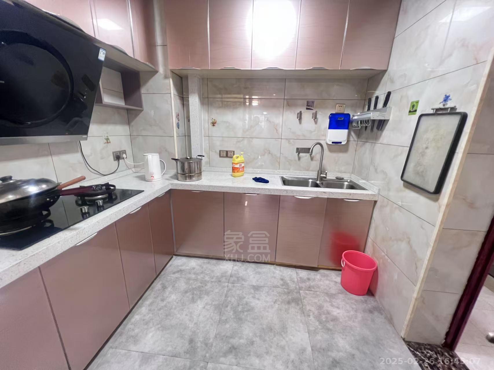 辉煌时代 2室1厅1卫 1400.0元/月 辉煌时代 2室1厅1卫 1400.0元/月室内图