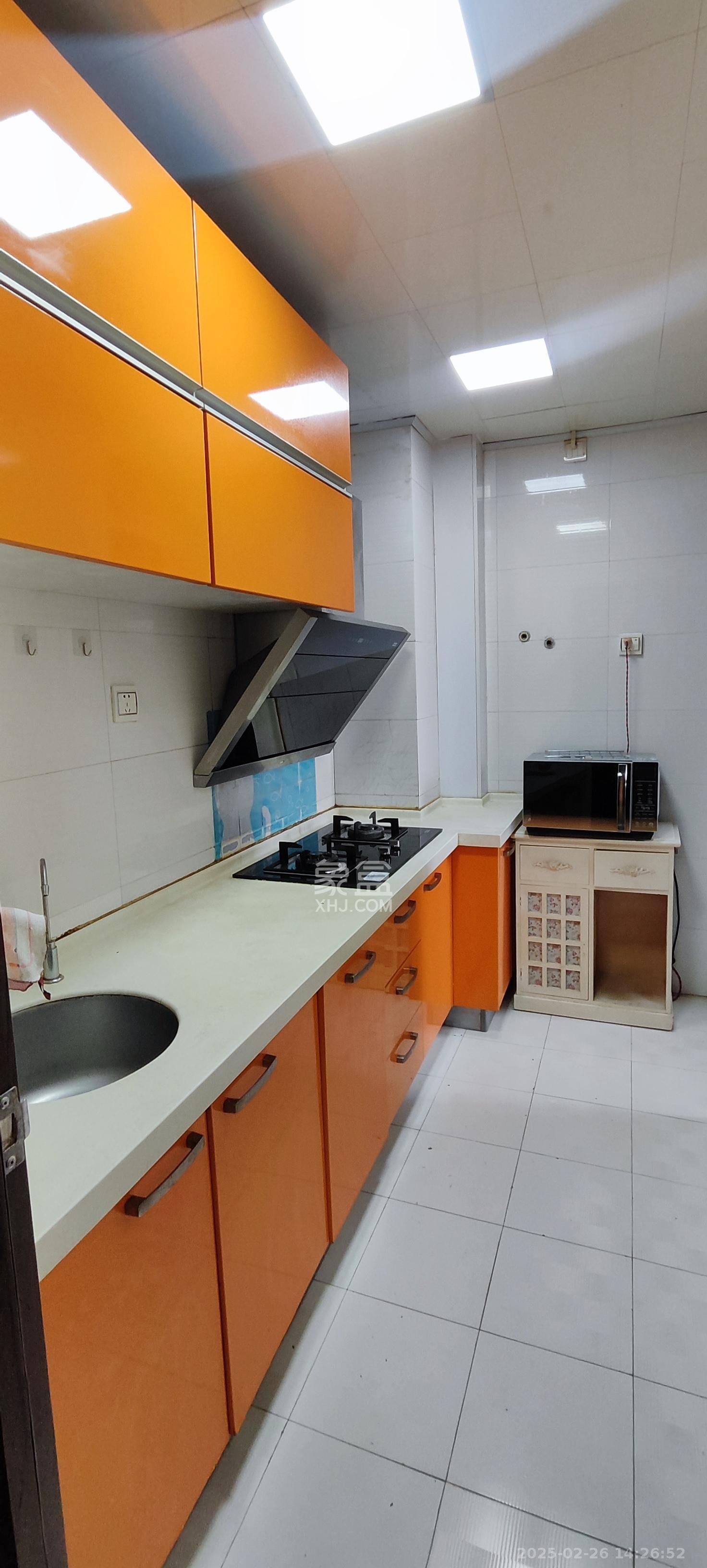 芙蓉公馆  2室2厅1卫    3100.0元/月 芙蓉公馆  2室2厅1卫    3100.0元/月室内图