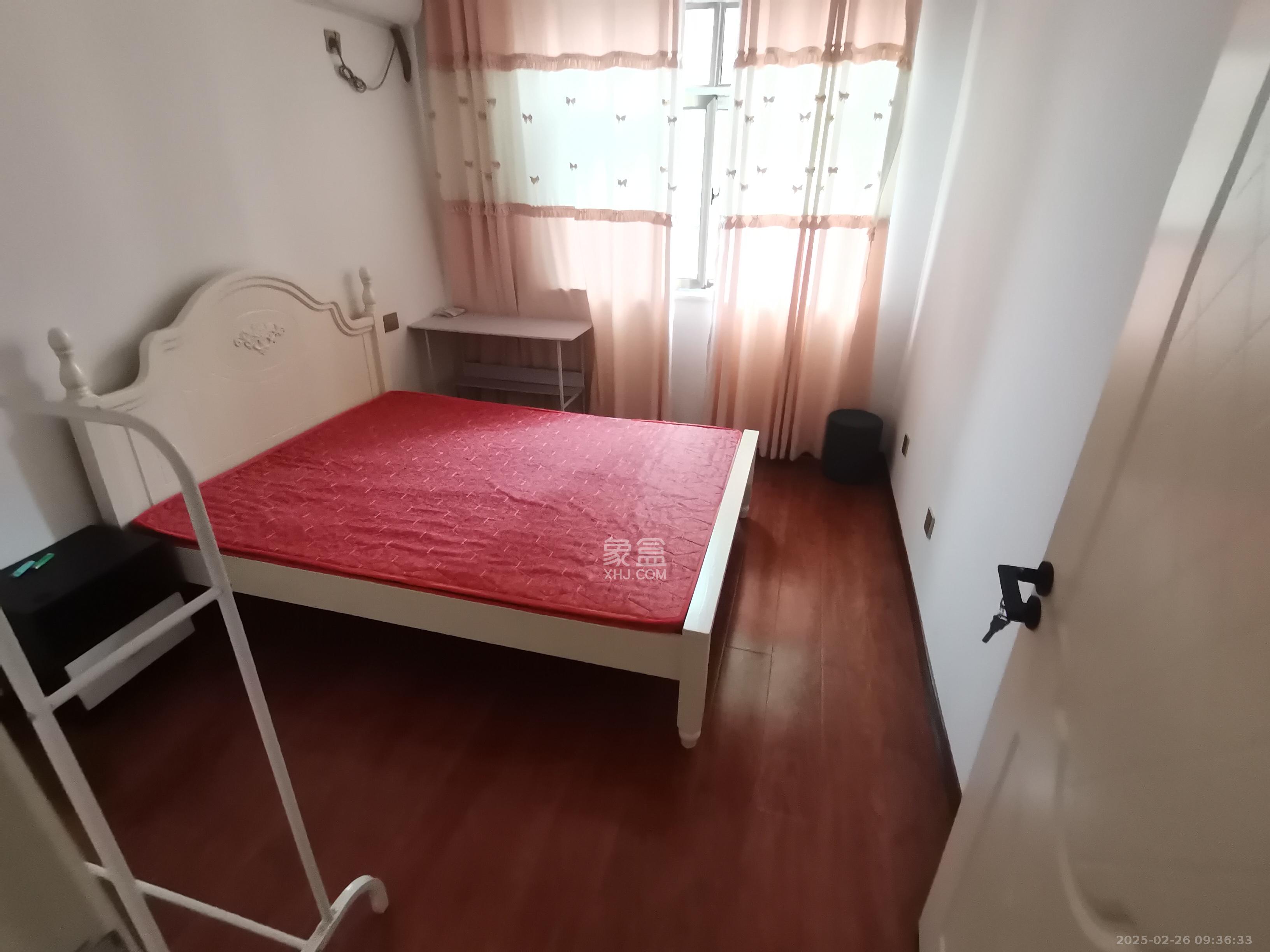 香樟鑫都  3室2厅2卫    3300.0元/月室内图