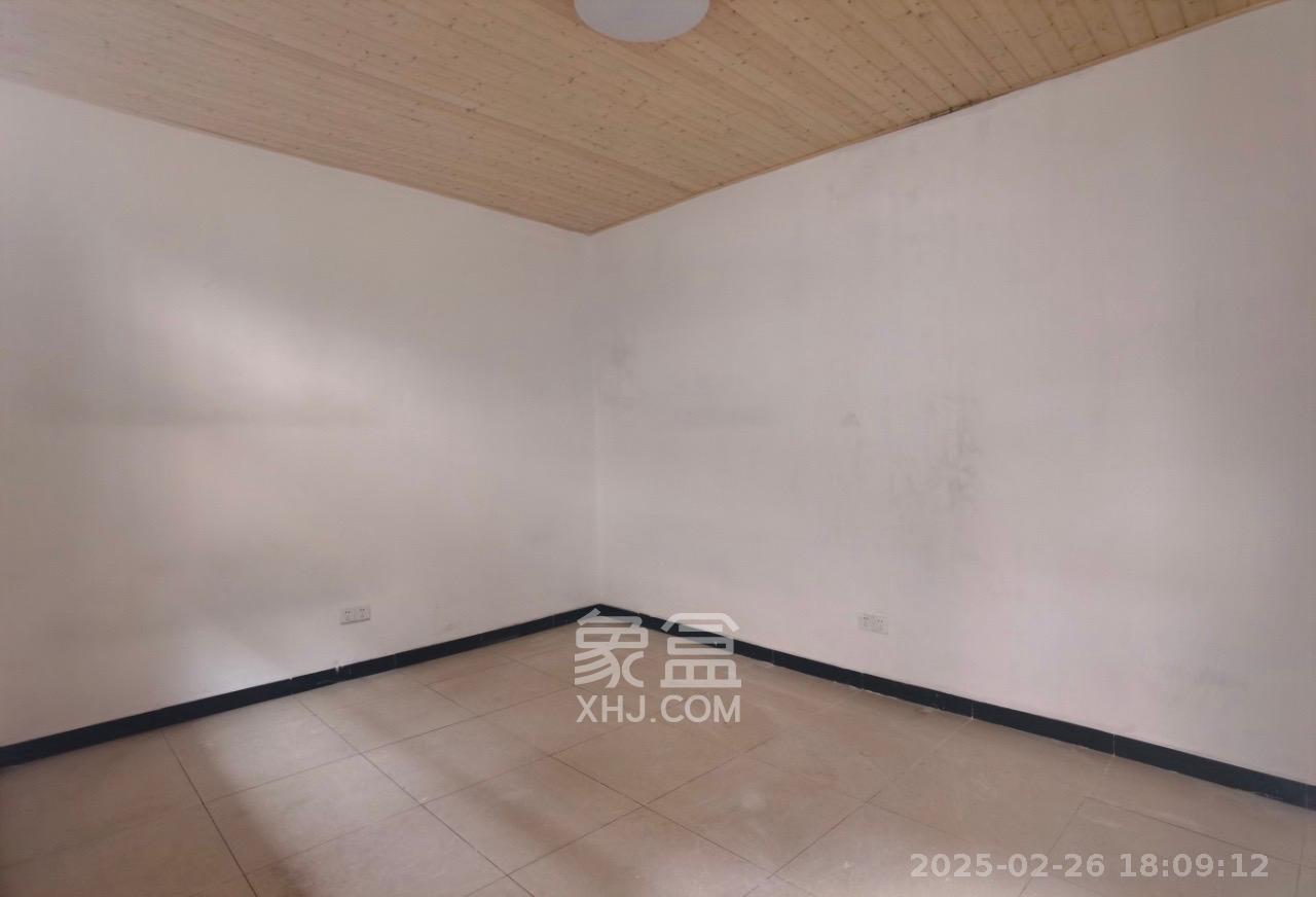 佘家塘、富雅里散盘 6室2厅2卫 4200.0元/月 佘家塘、富雅里散盘 6室2厅2卫 4200.0元/月室内图