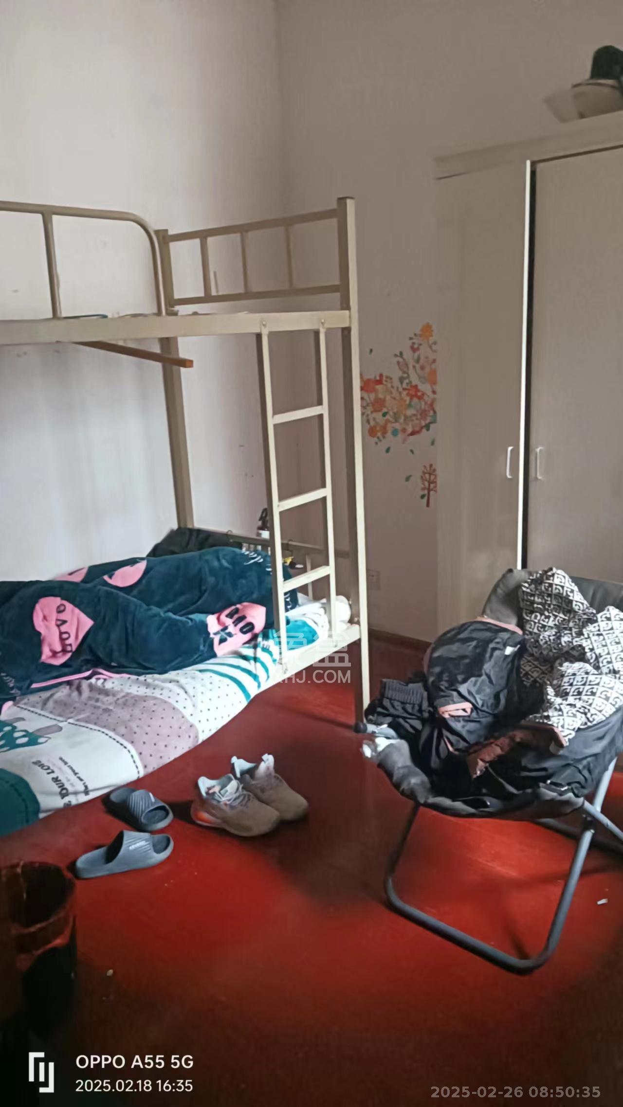 鑫远湘府华城  3室2厅2卫   2000.00元/月室内图