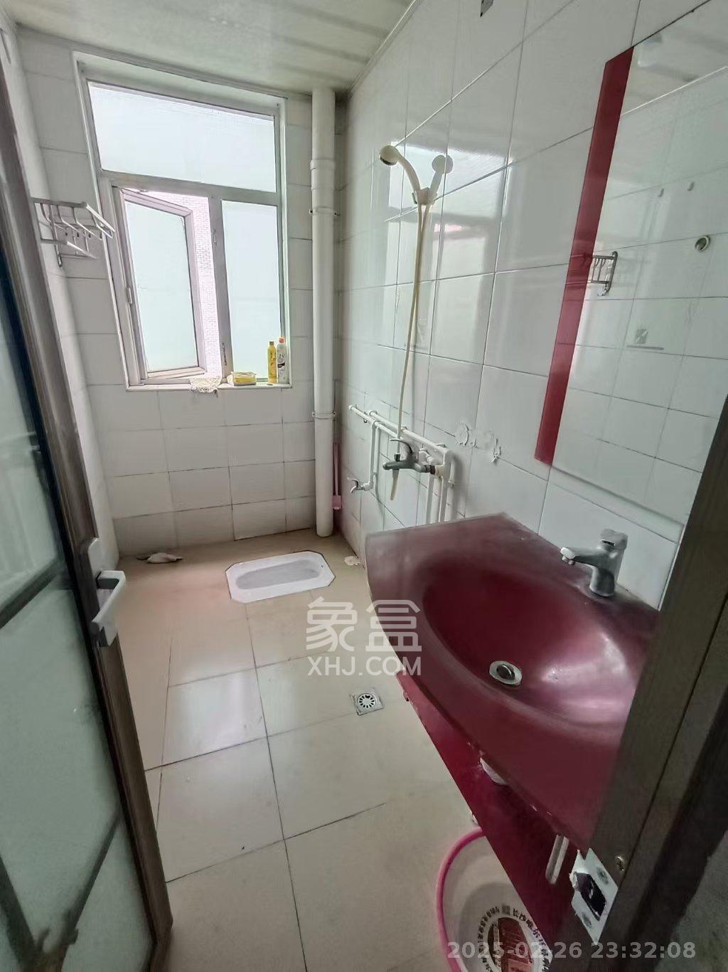 名都凯旋城  3室1厅1卫   2300.00元/月室内图