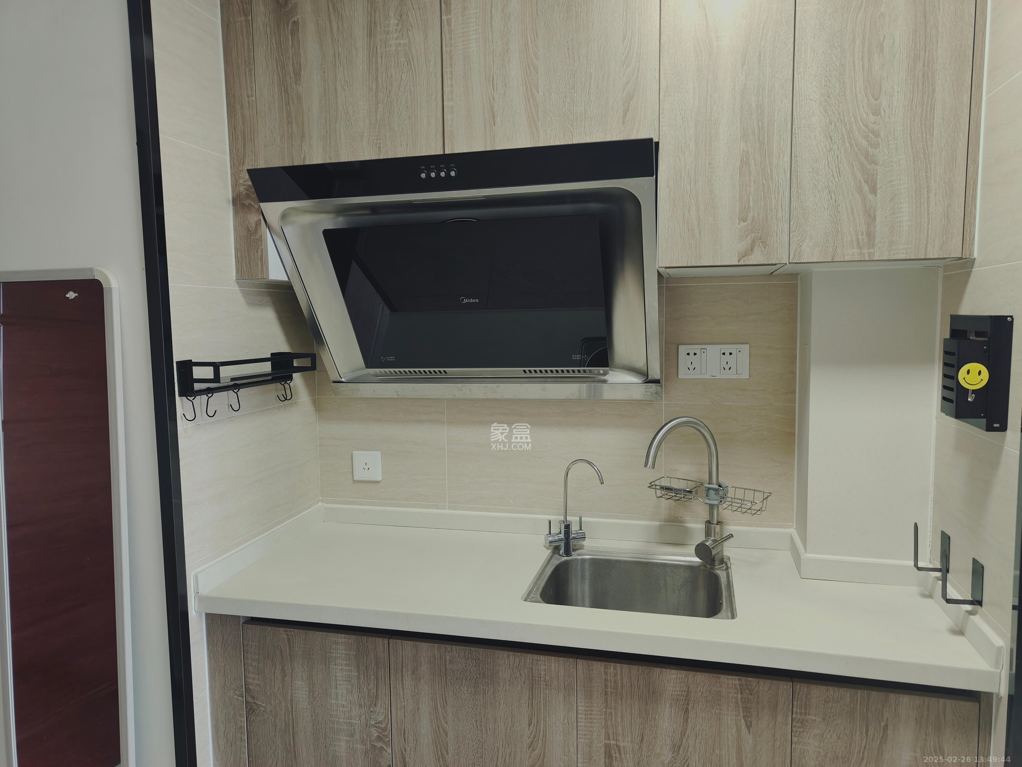 美的翰城 1室1厅1卫 1400.0元/月 美的翰城 1室1厅1卫 1400.0元/月室内图