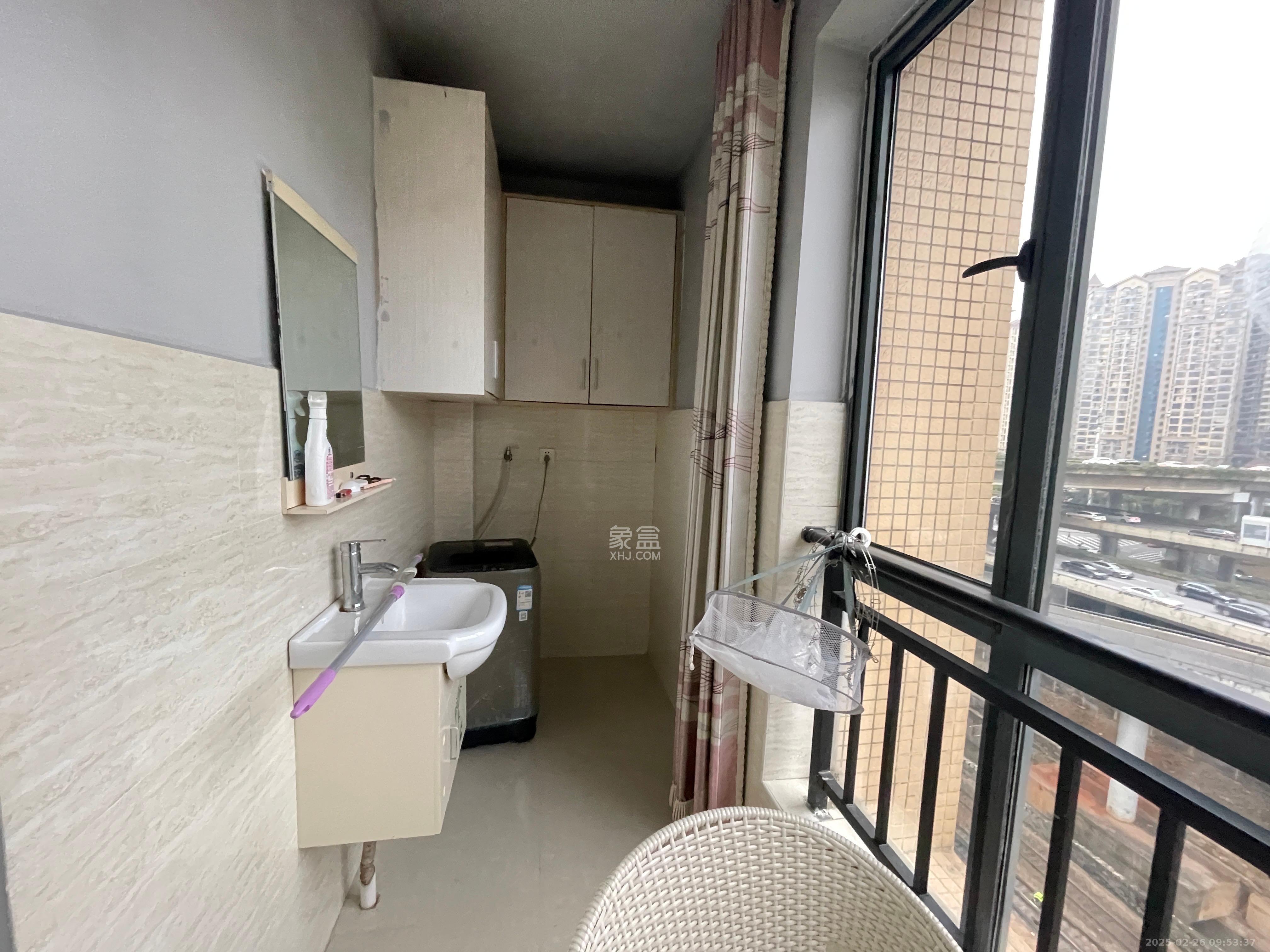 剑桥名门  1室1厅1卫   1500.00元/月室内图
