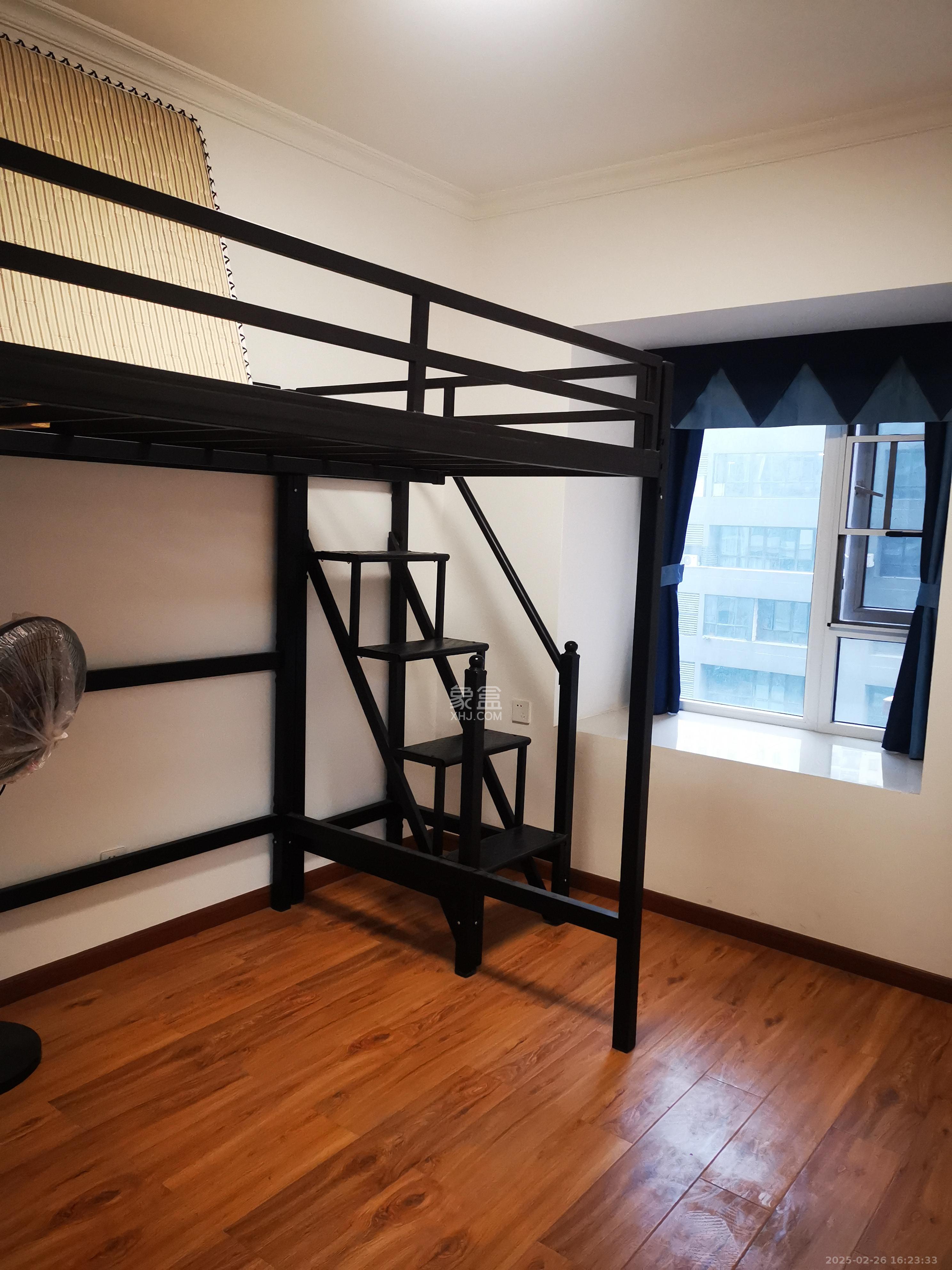 钱隆世家  1室0厅0卫    2600.0元/月 钱隆世家  1室0厅0卫    2600.0元/月室内图