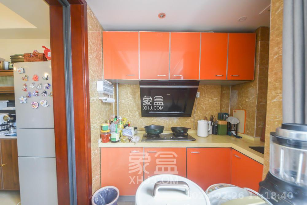 东塘瑞府  2室2厅1卫   3200.00元/月室内图