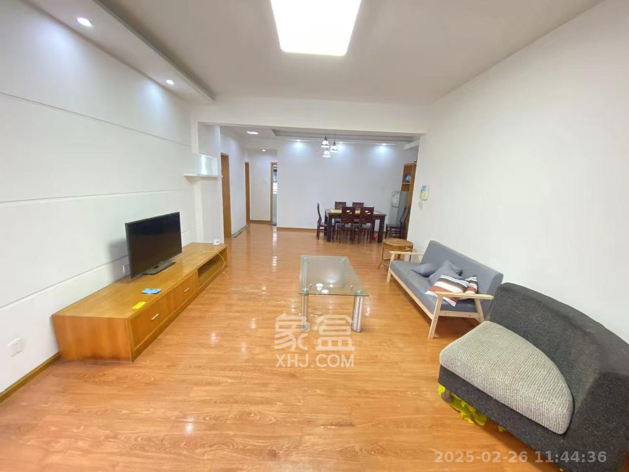 华菱蓝调国际(华菱.香墅美地) 3室2厅2卫 2400.0元/月 华菱蓝调国际(华菱.香墅美地) 3室2厅2卫 2400.0元/月室内图