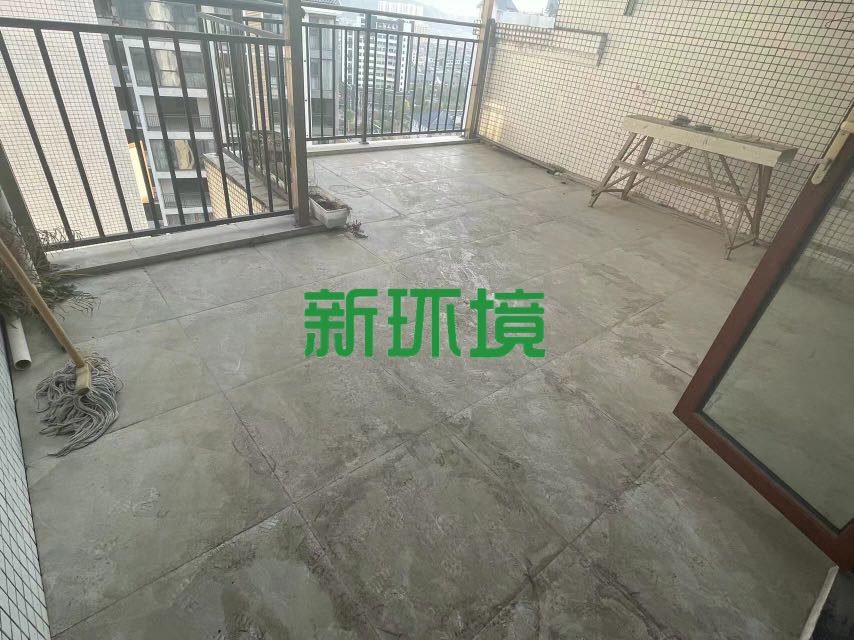 山城上品  5室2厅3卫   108.00万客厅