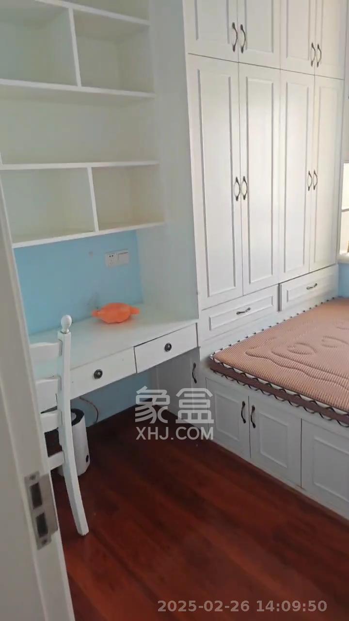 好莱城（弘德西街）  1室2厅1卫   2800.00元/月室内图