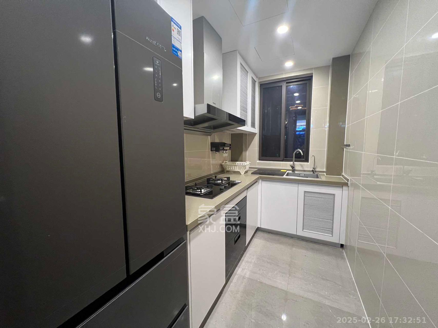 新力铂园（江山云著）  3室2厅2卫    4500.0元/月室内图