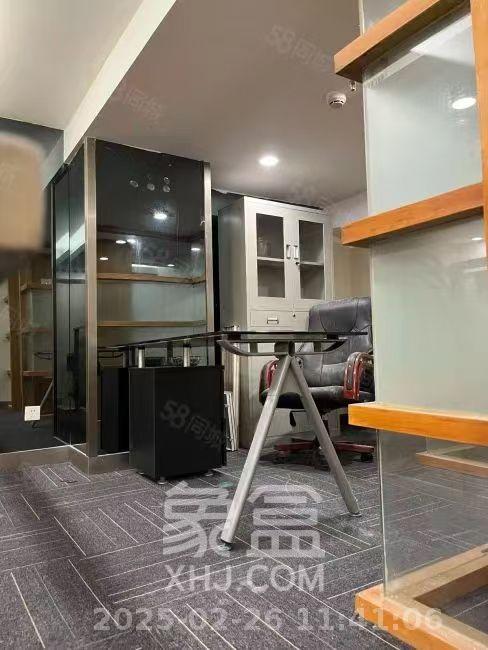 城市快线(新建大厦) 2室2厅1卫 2500.0元/月 城市快线(新建大厦) 2室2厅1卫 2500.0元/月室内图